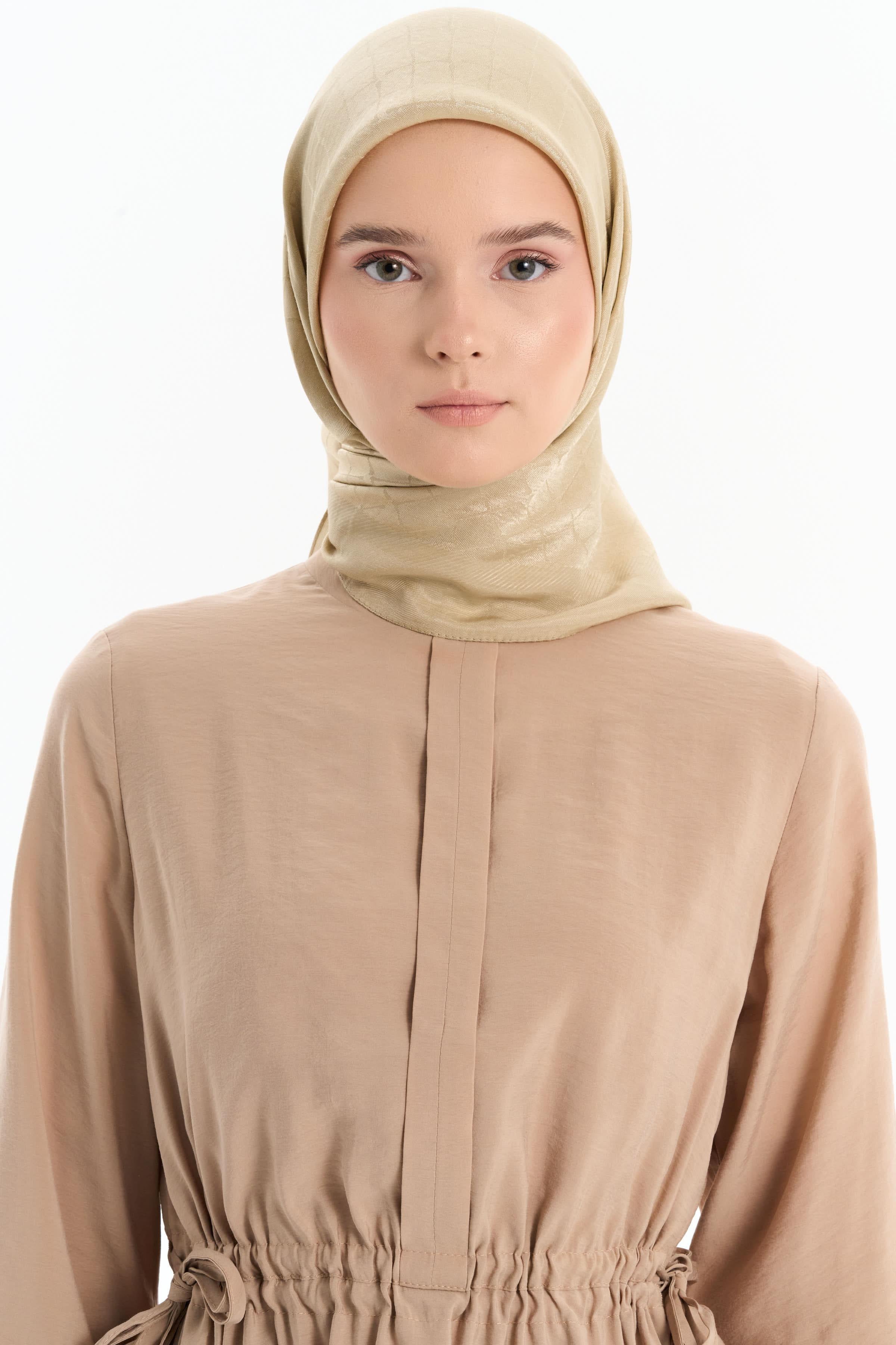 Natural Karesel Desen Eşarp - Asit TUGBA