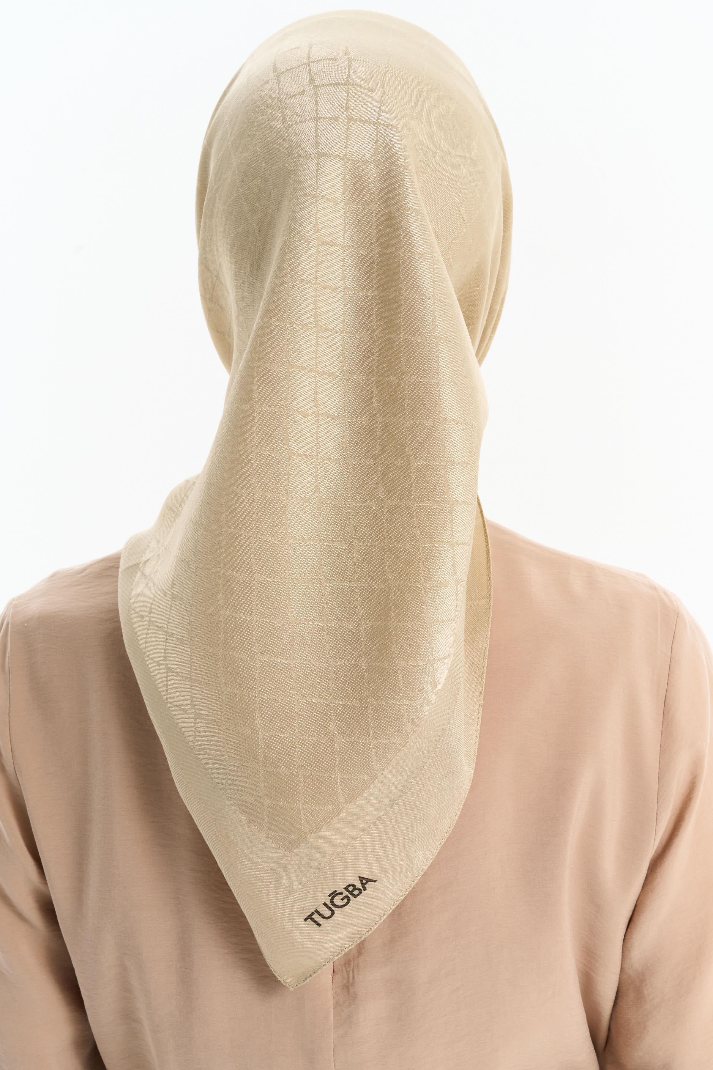 Natural Karesel Desen Eşarp - Asit TUGBA