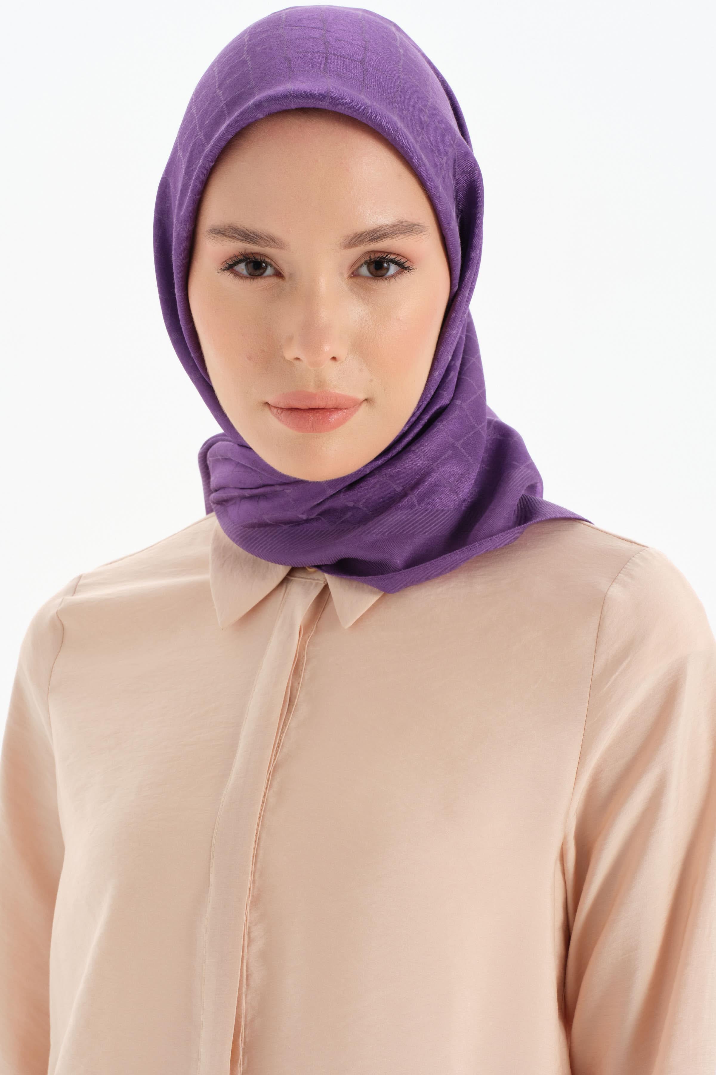 Natural Karesel Desen Eşarp - Mor TUGBA