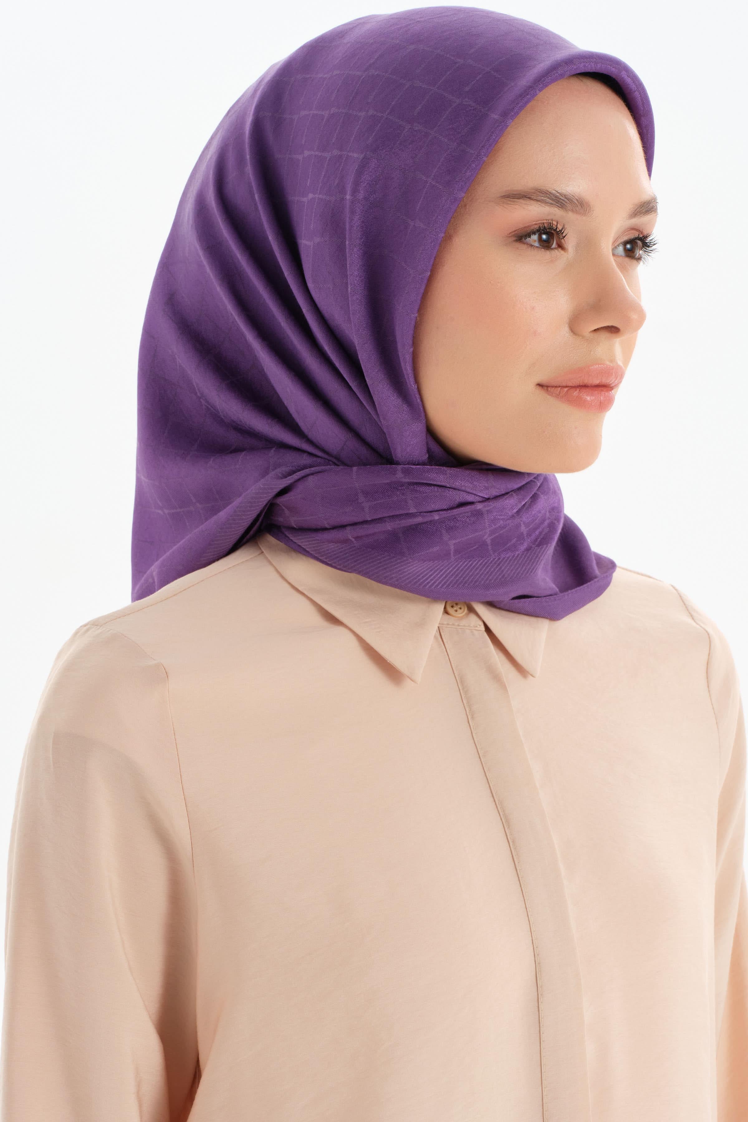 Natural Karesel Desen Eşarp - Mor TUGBA