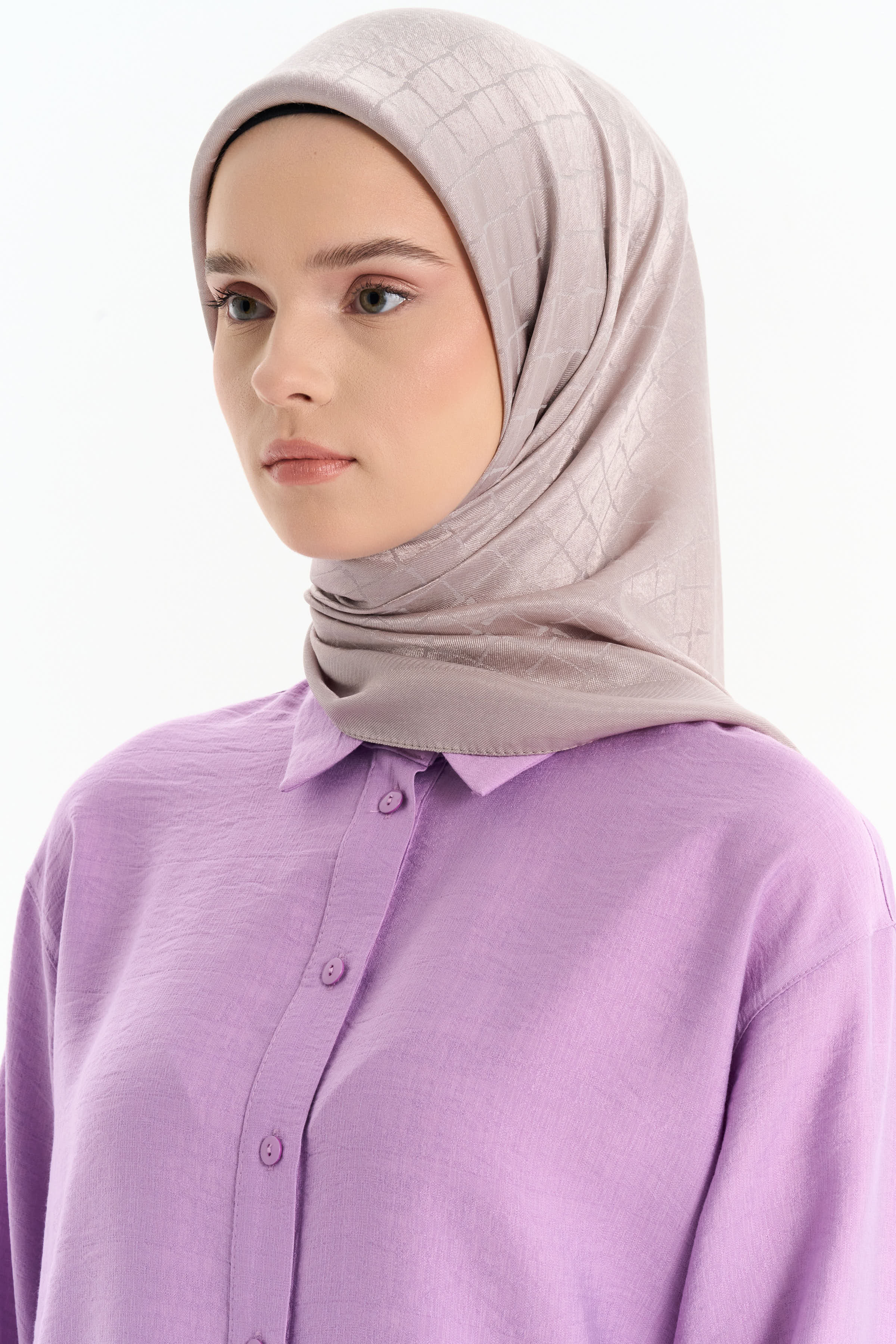 Natural Karesel Desen Eşarp - Taş TUGBA