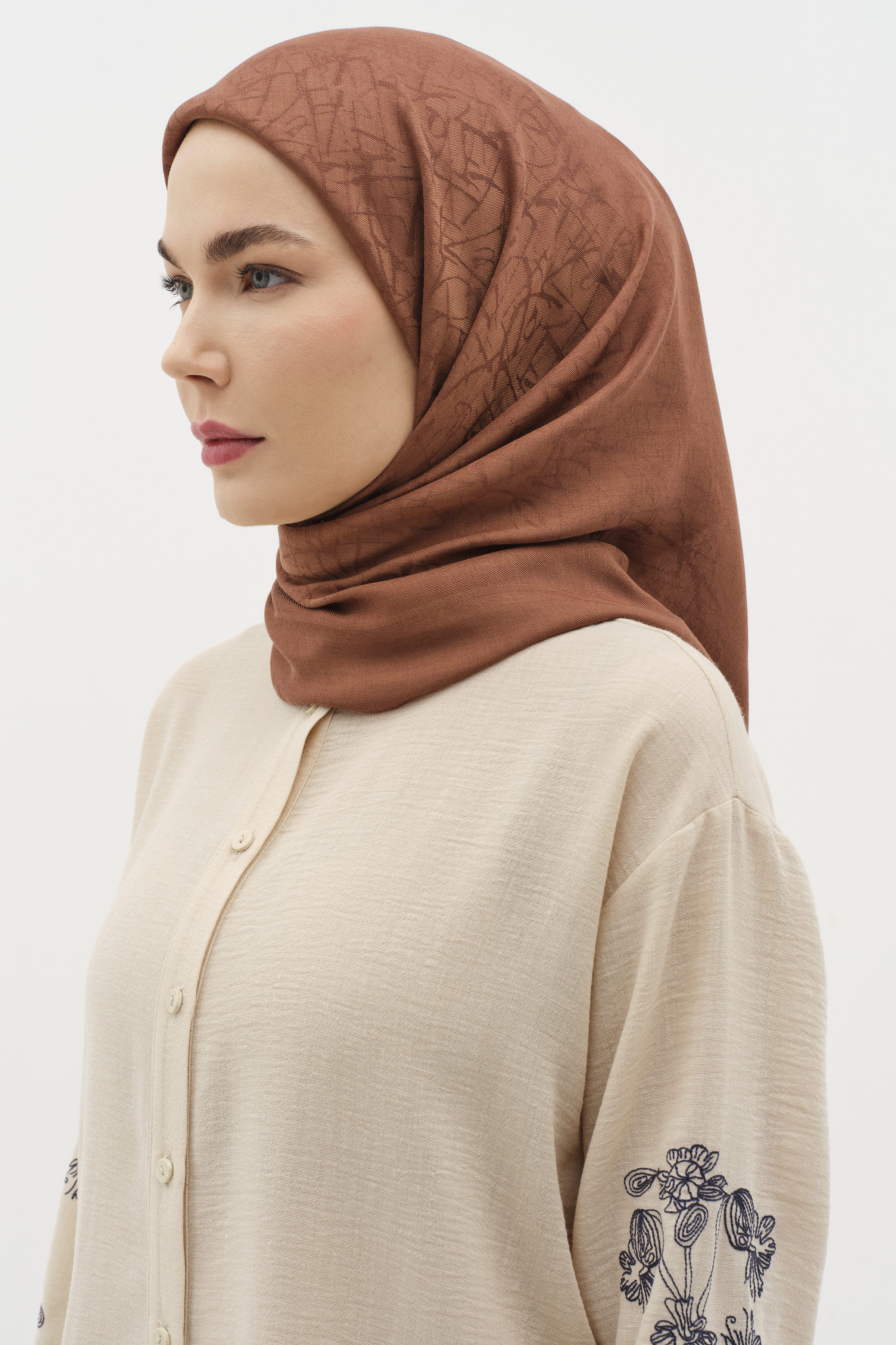 Natural Karışık Desenli Eşarp - Kahve TUGBA