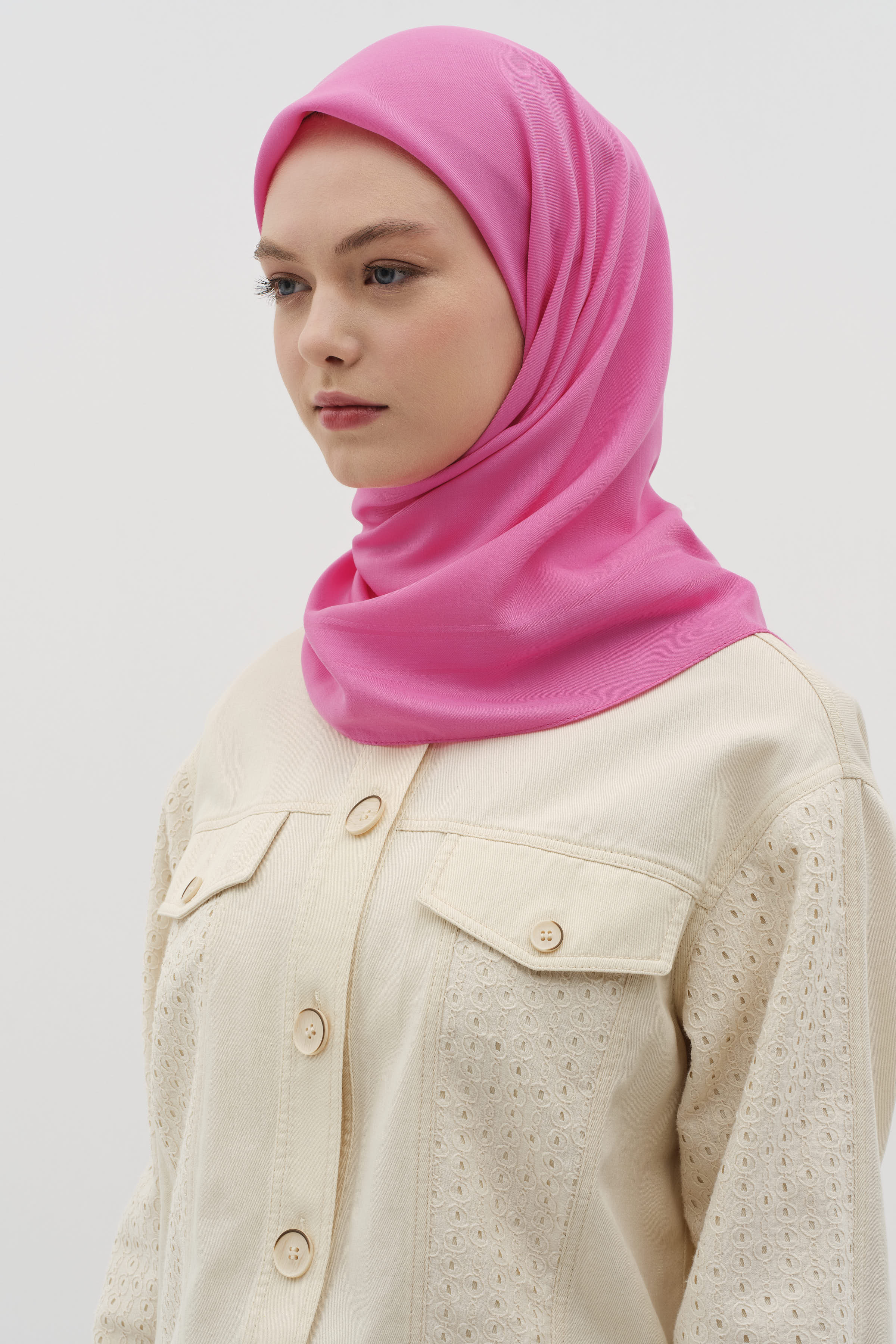 Natural Kenar Detaylı Eşarp - Fuşya TUGBA