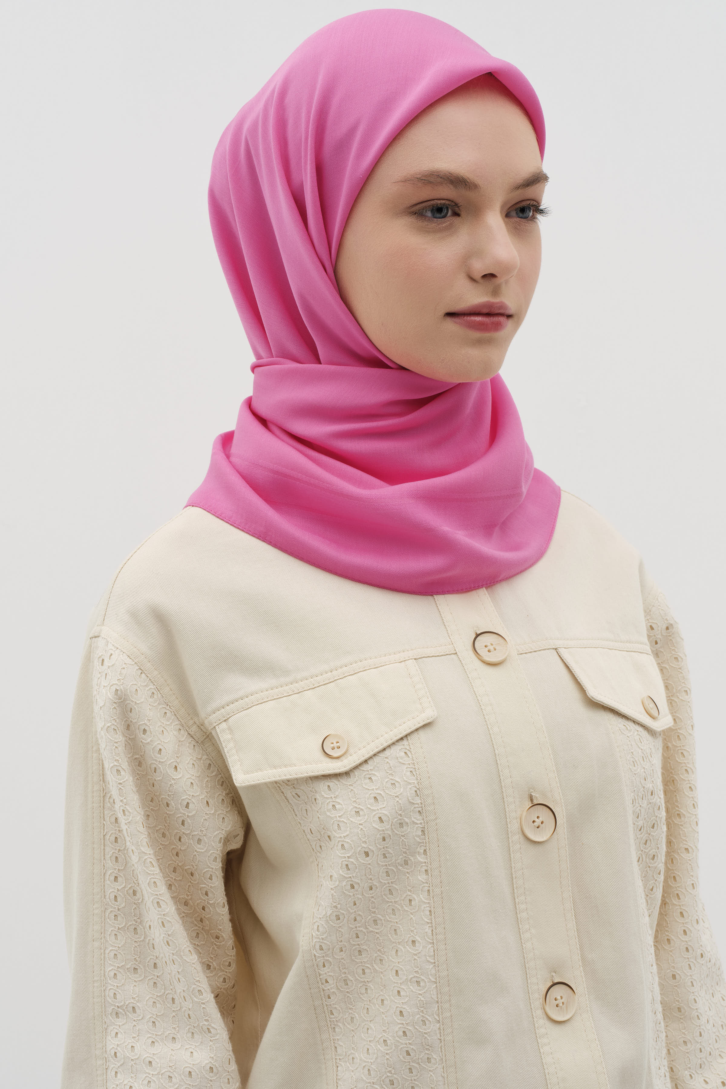 Natural Kenar Detaylı Eşarp - Fuşya TUGBA