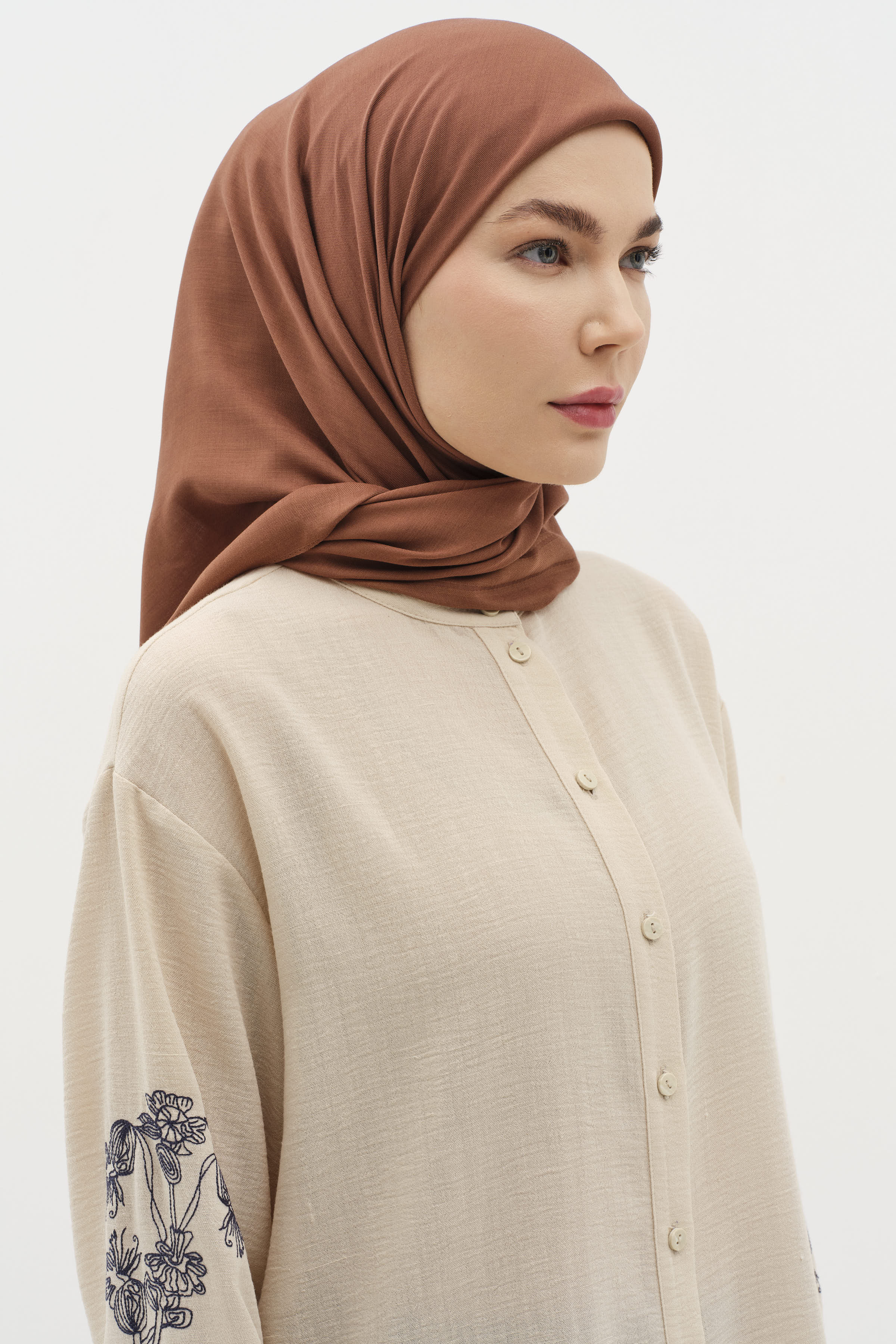 Natural Kenar Detaylı Eşarp - Kahve TUGBA