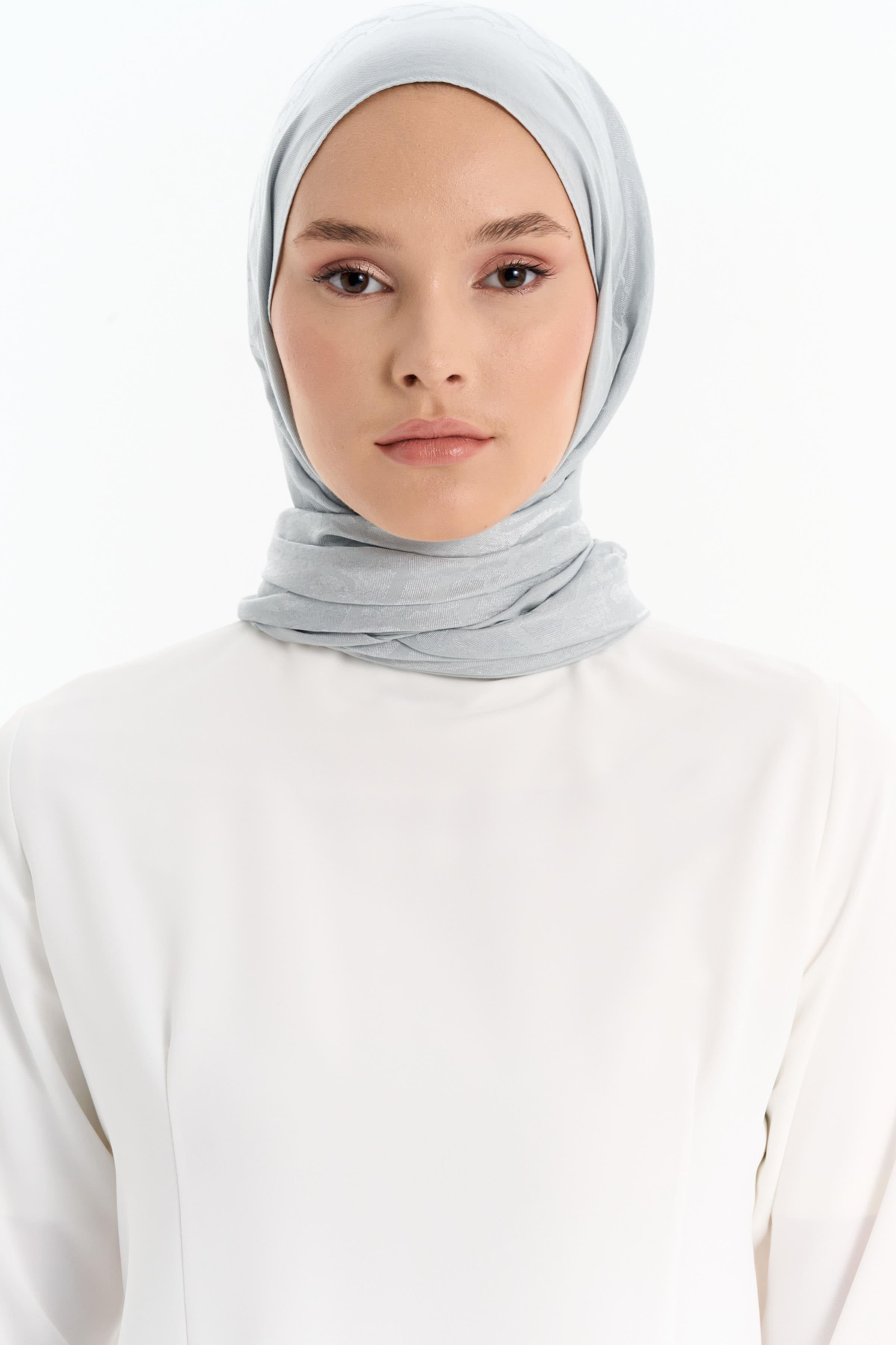 Natural T Desen Şal - Gümüş TUGBA