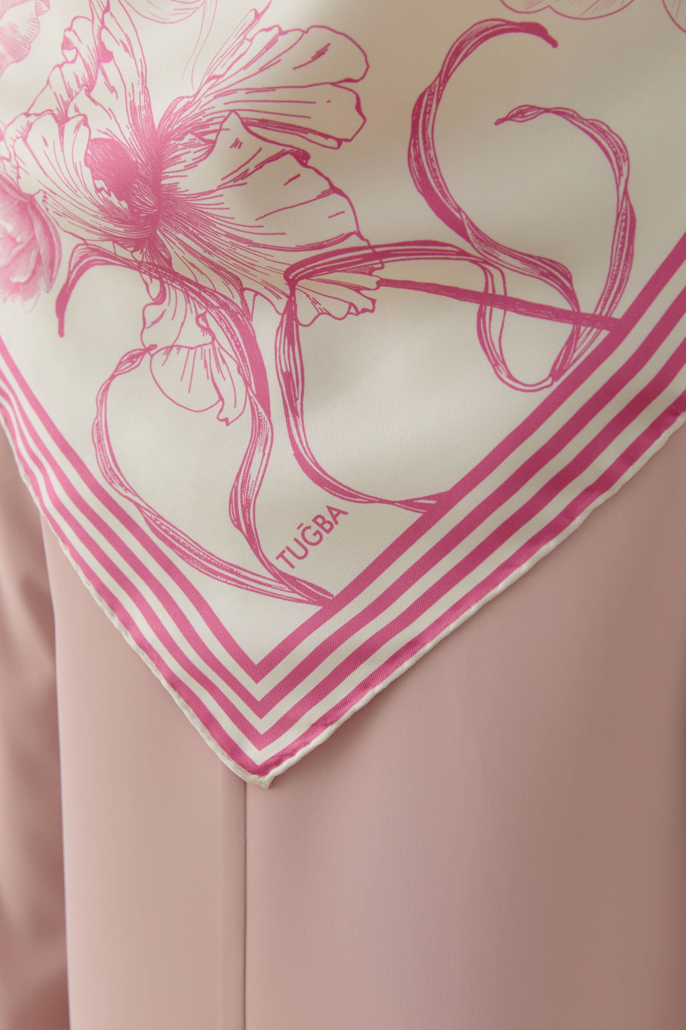 Nazenin Twill İpek Eşarp - Pembe TUGBA