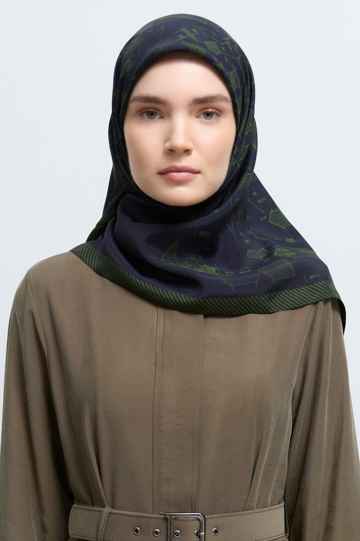 Marida Viskon Karışım Natural Eşarp - Lacivert TUĞBA