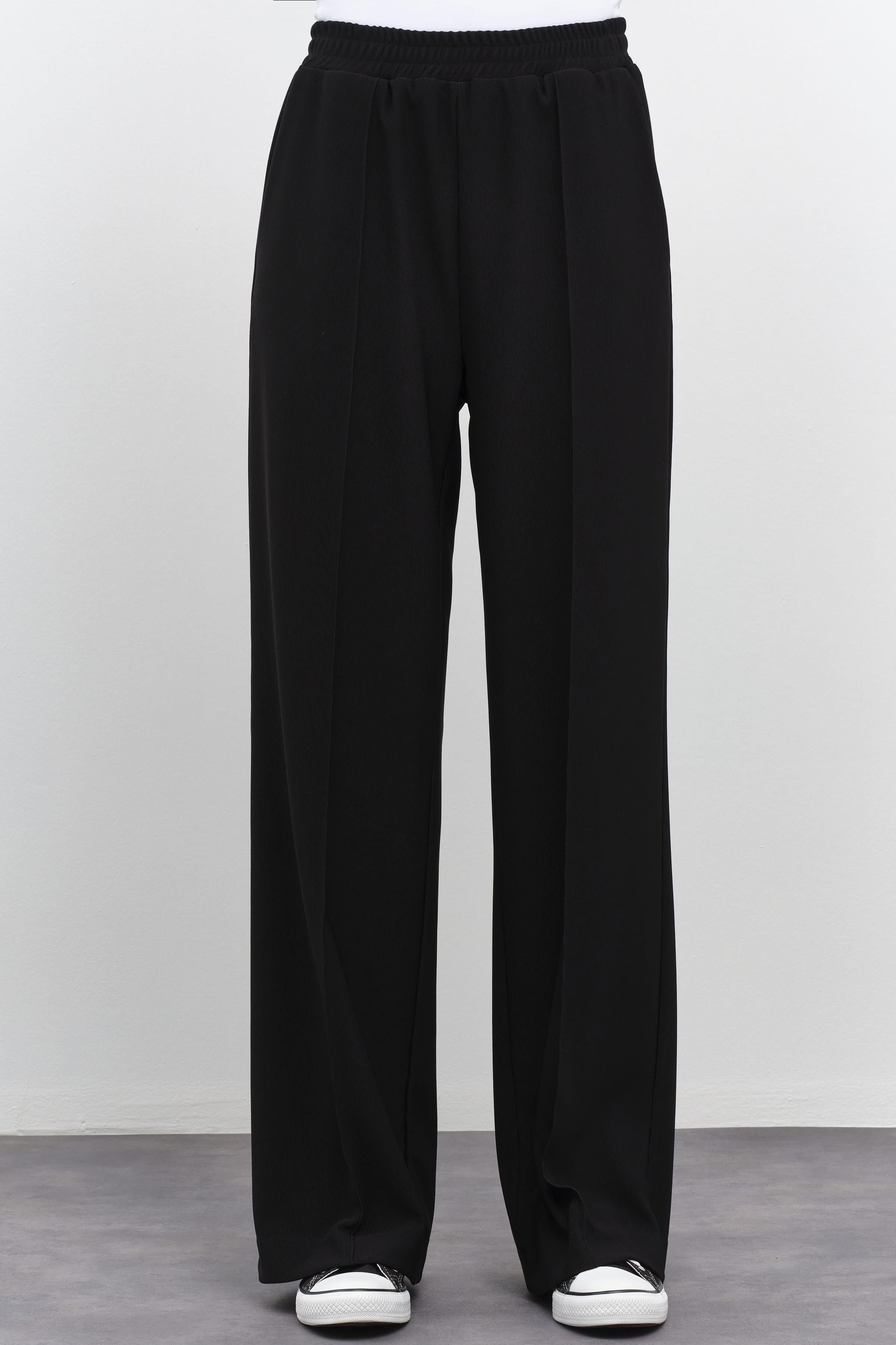 Nervür Detaylı Bel Lastikli Örme Pantolon - Siyah TUGBA