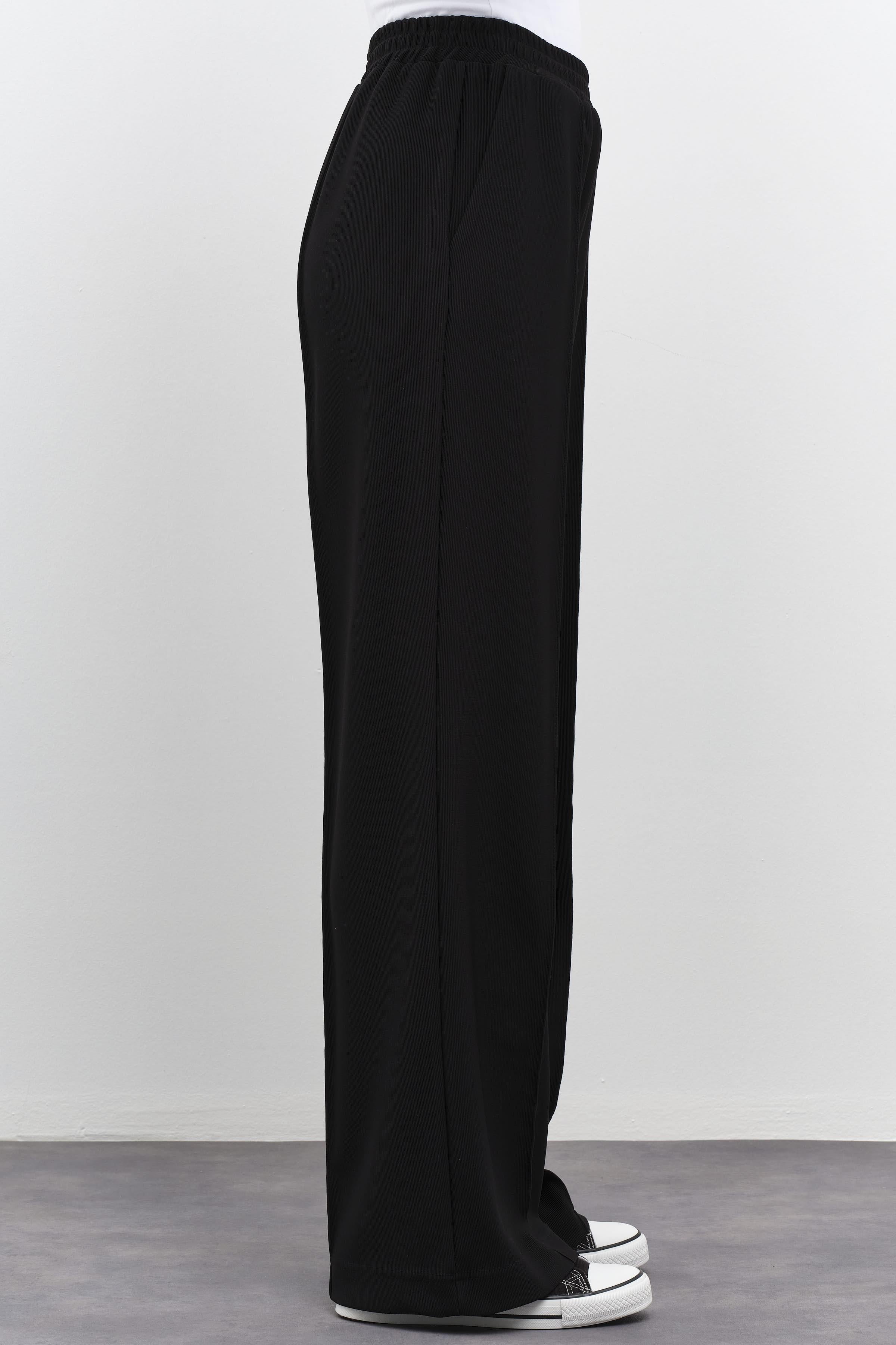 Nervür Detaylı Bel Lastikli Örme Pantolon - Siyah TUGBA