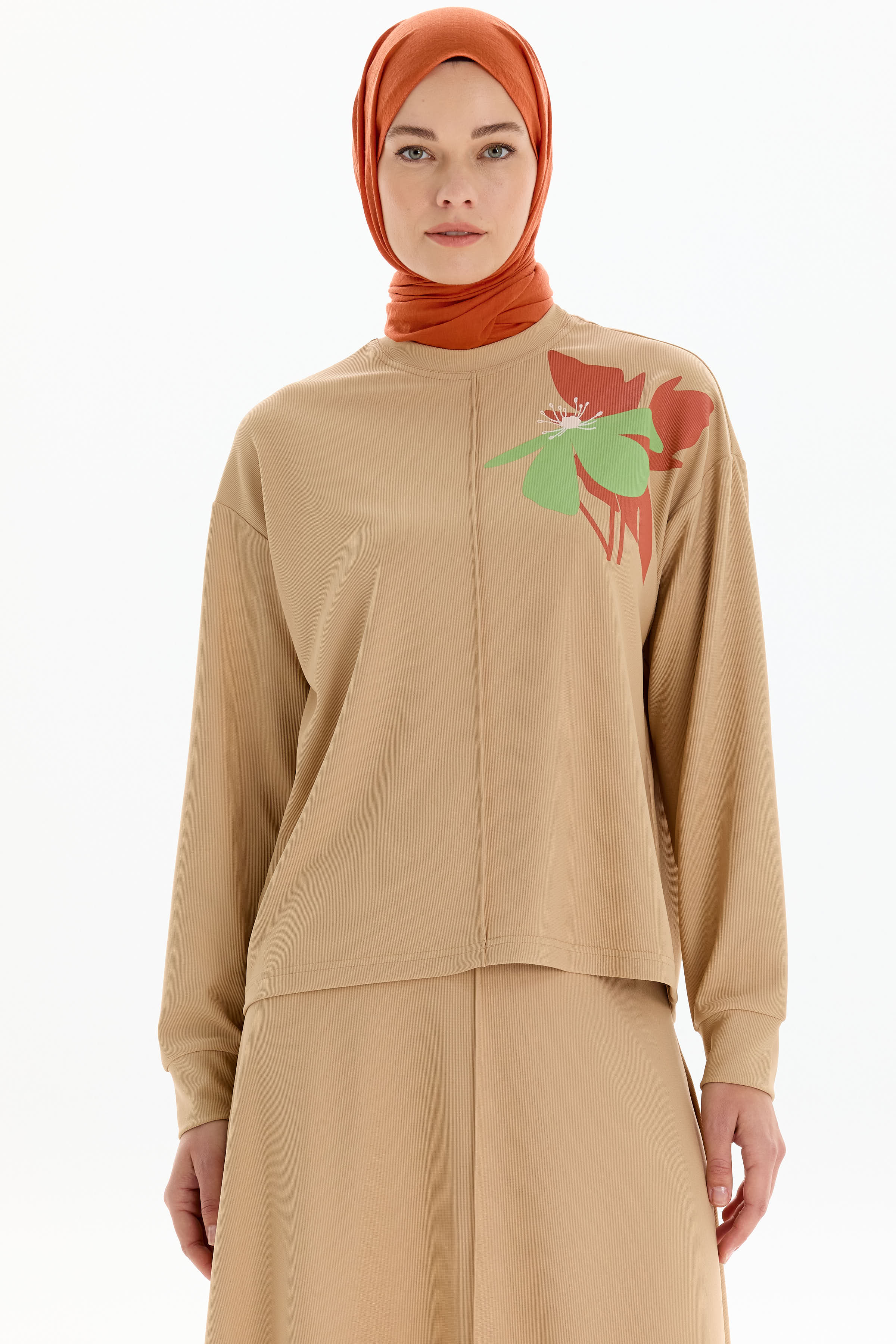 Nervür Detaylı Örme Bluz Etek Takım - Bej TUGBA