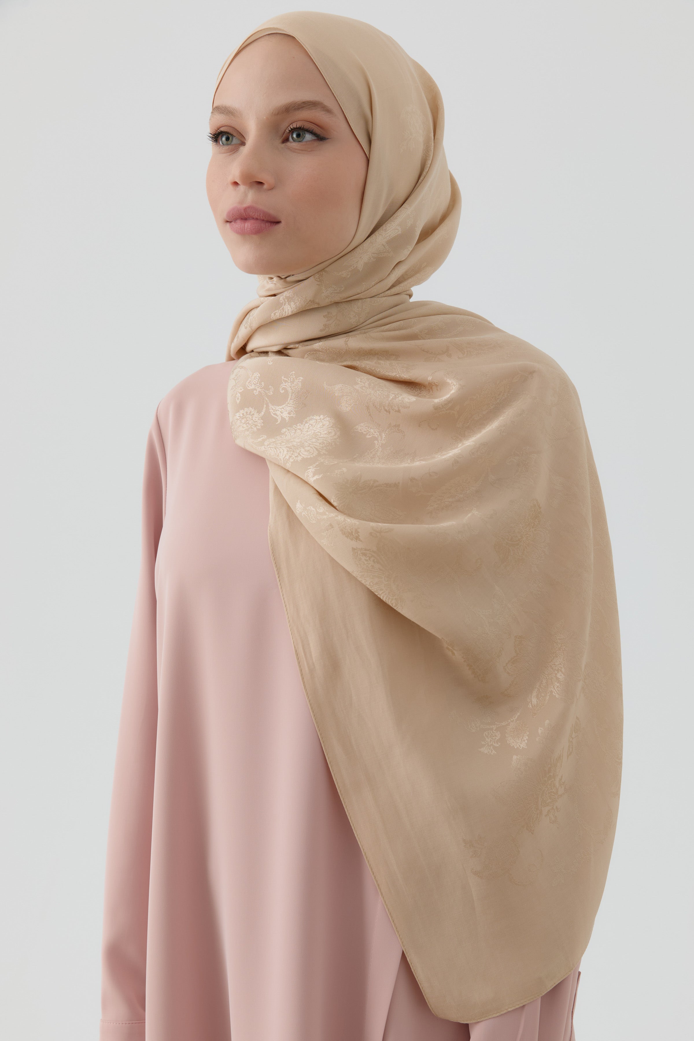 Nevgül Jakar Naturel Şal - Bej TUGBA