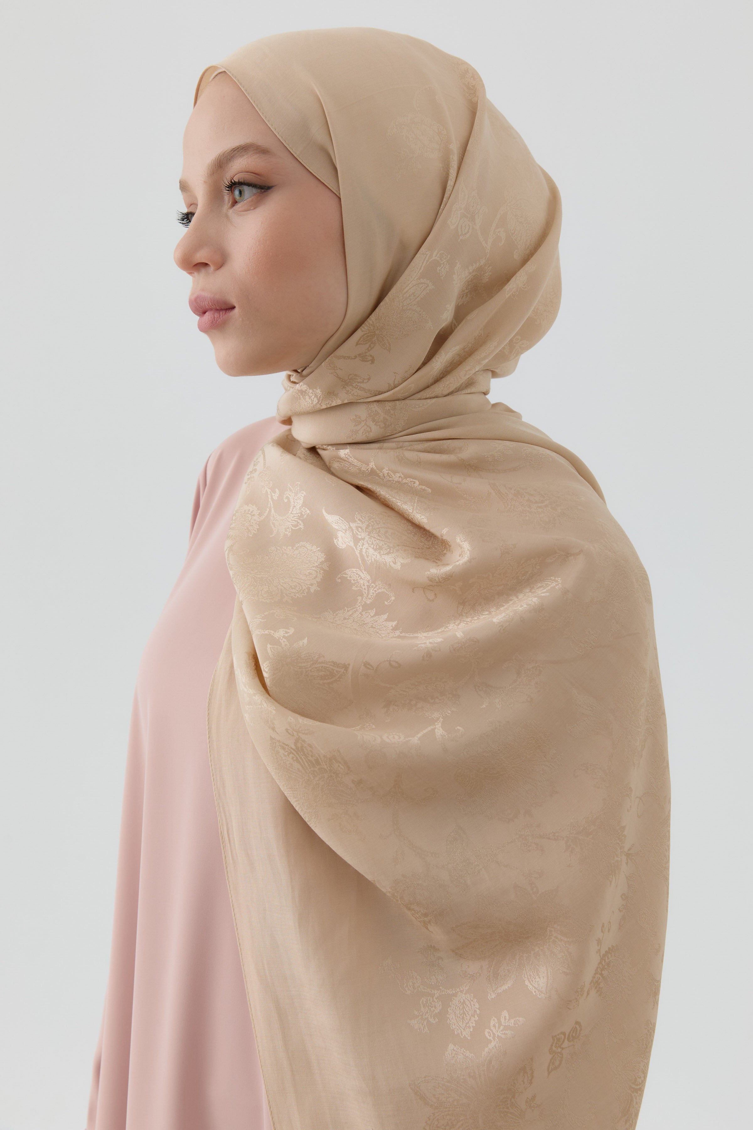 Nevgül Jakar Naturel Şal - Bej TUGBA