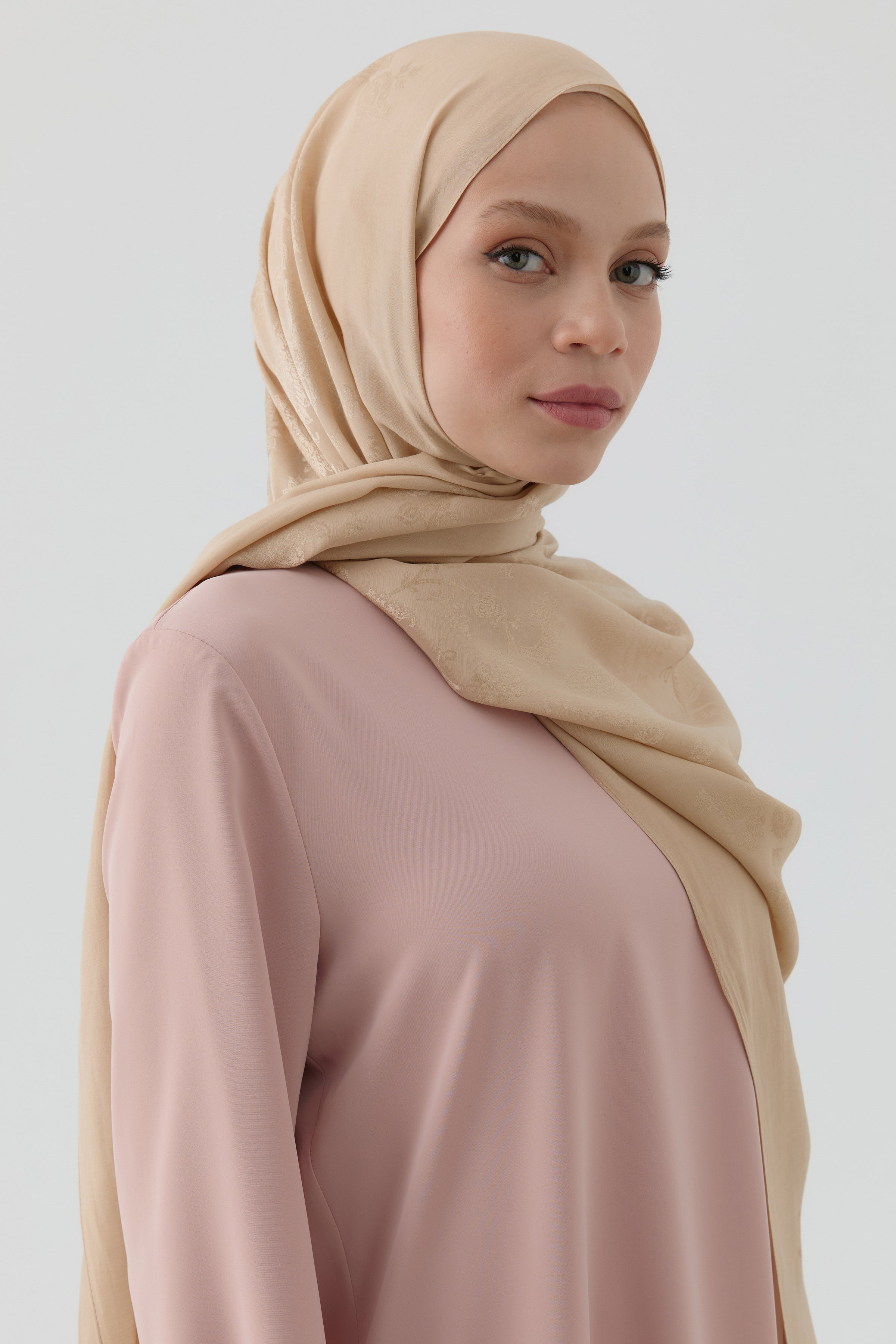 Nevgül Jakar Naturel Şal - Bej TUGBA