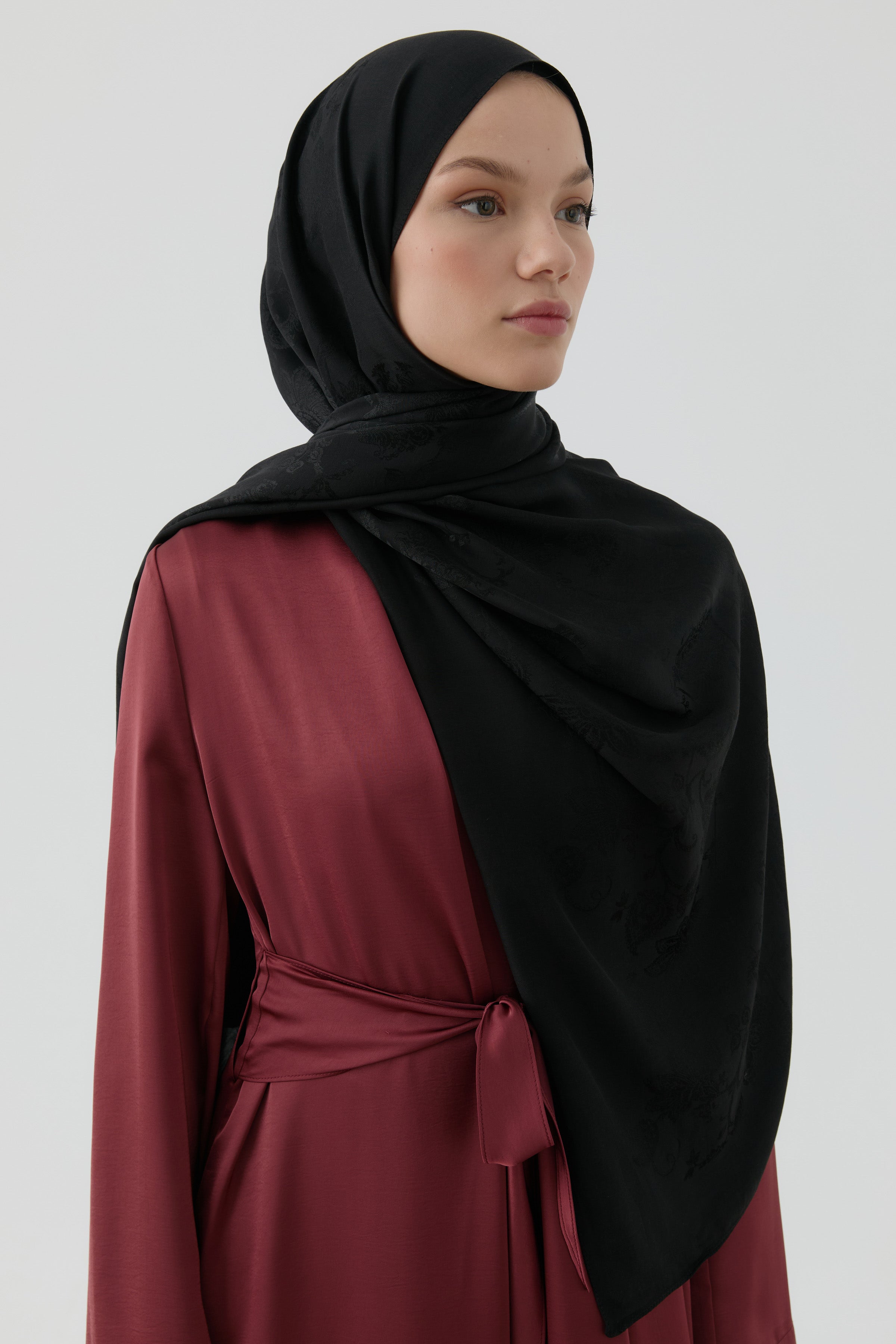 Nevgül Jakar Naturel Şal - Siyah TUGBA