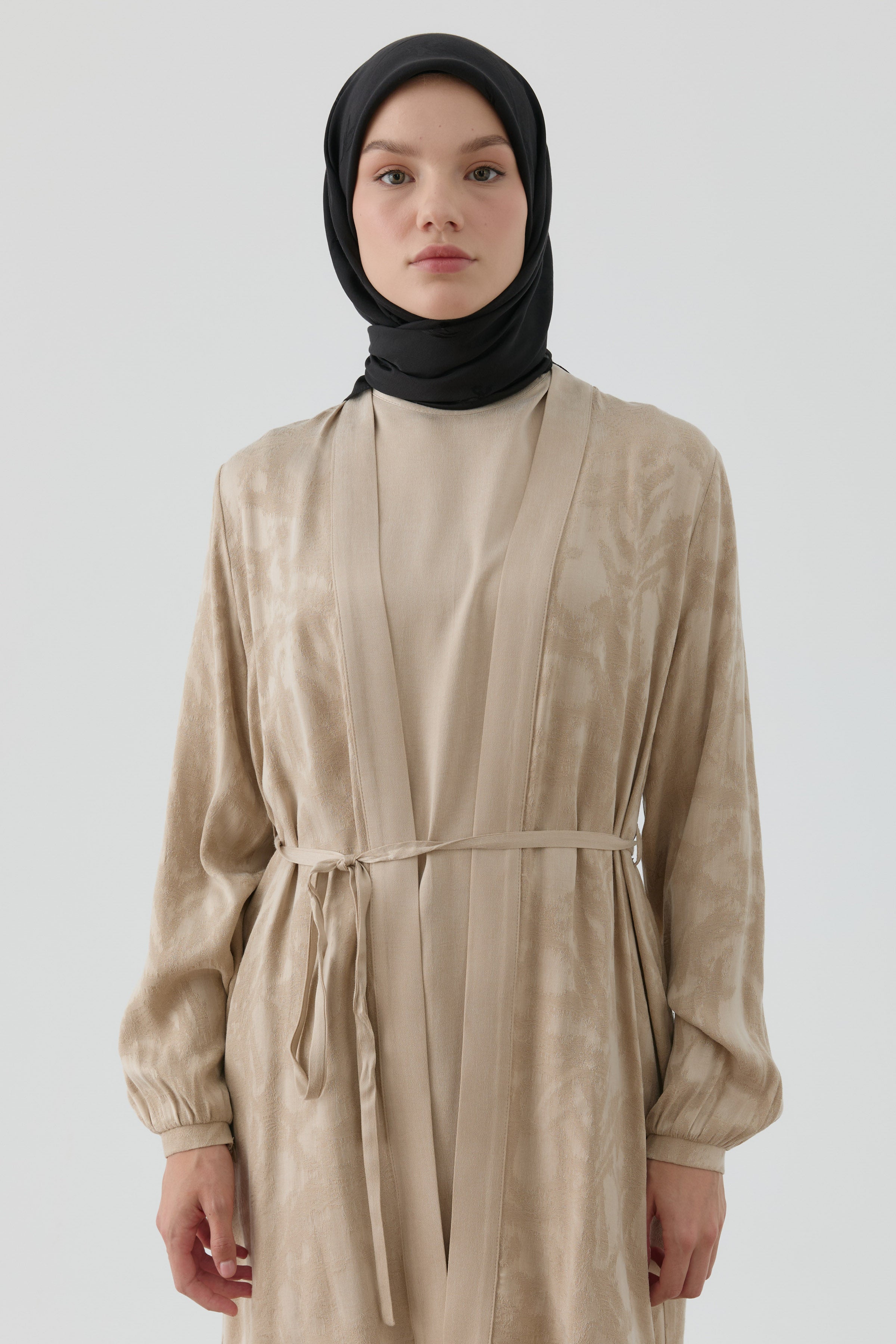 Buket Jakar Naturel Eşarp - Siyah TUGBA