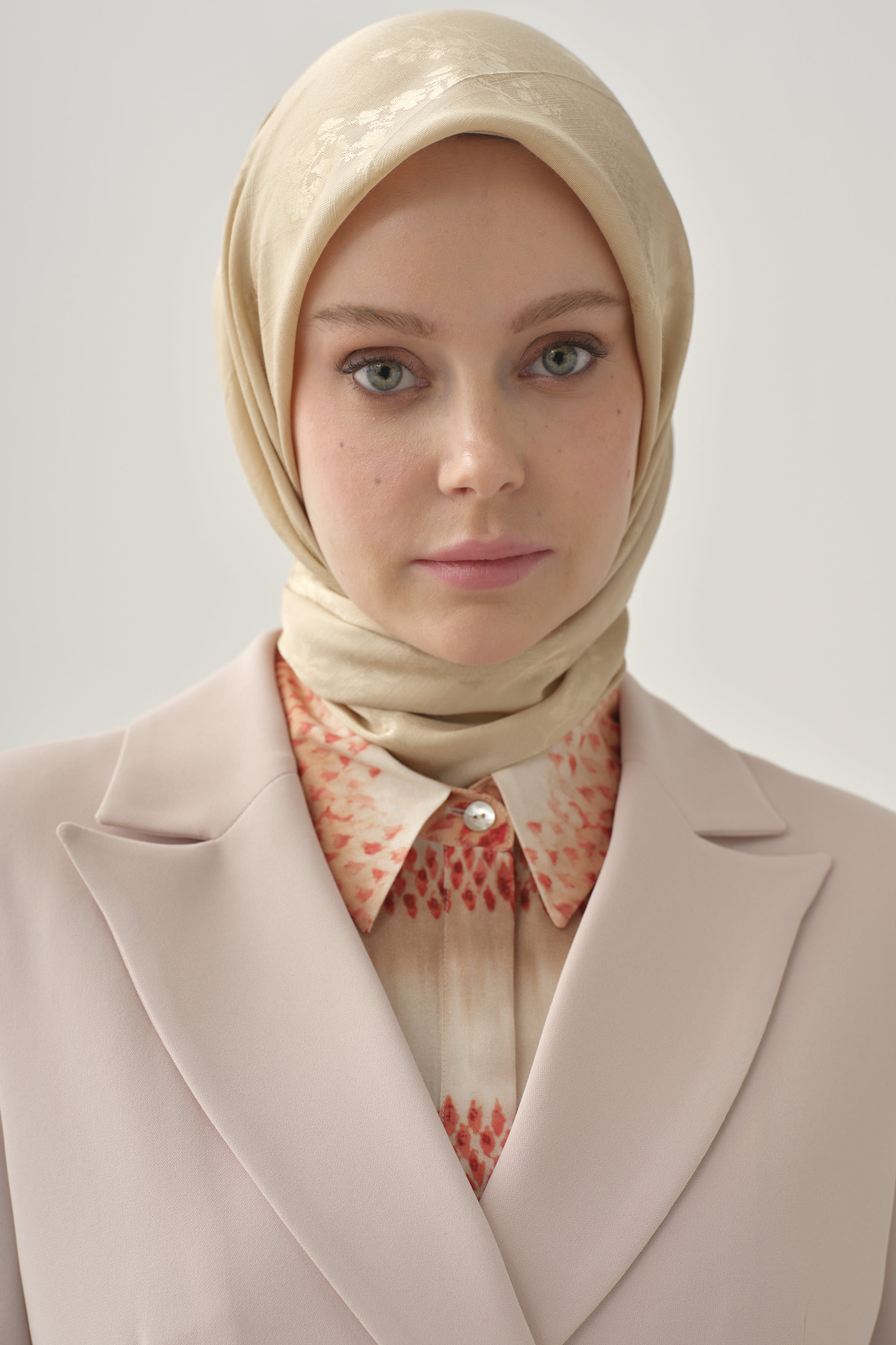 Floral Jakar Nida Naturel Eşarp - Bej TUGBA