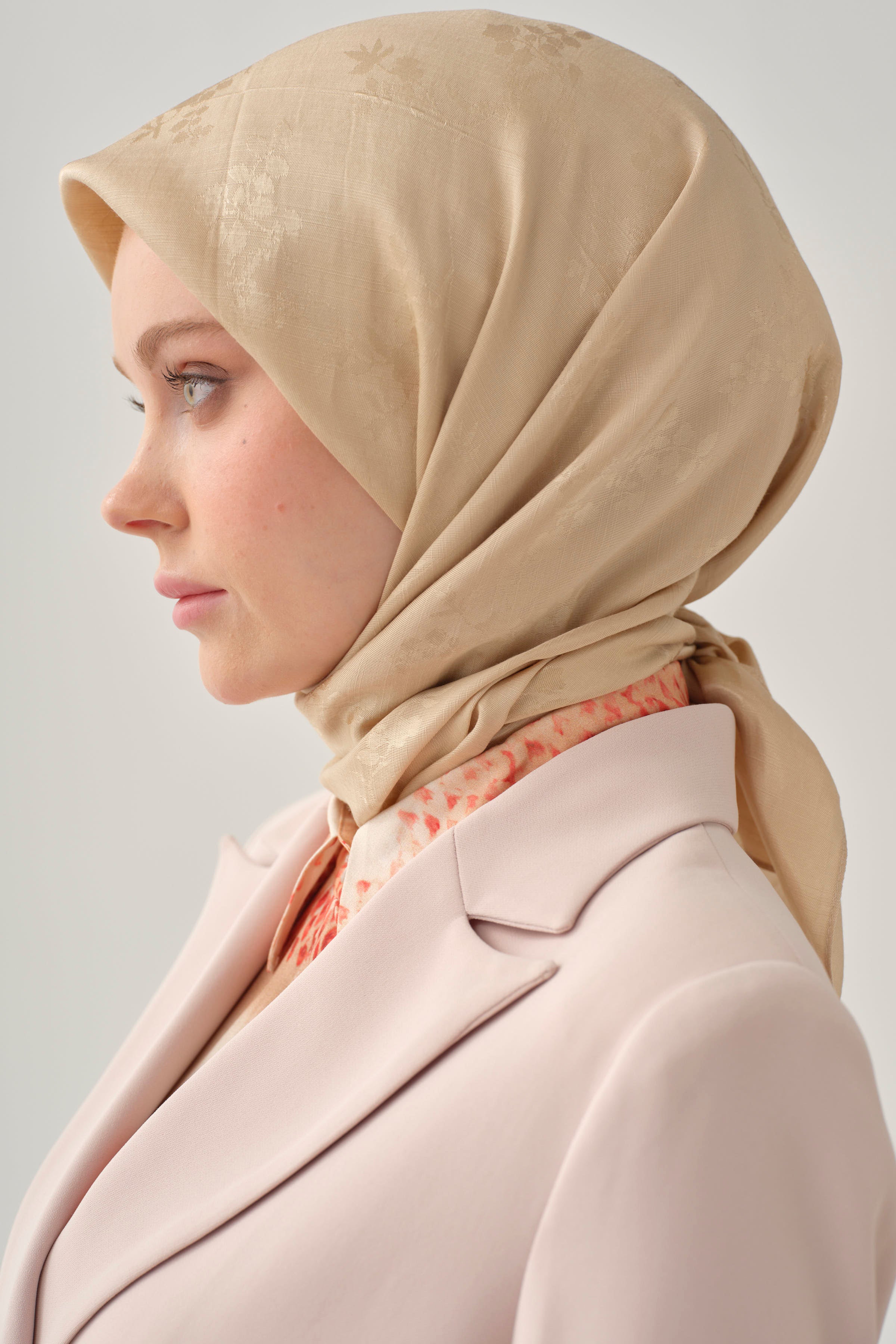 Floral Jakar Nida Naturel Eşarp - Bej TUGBA