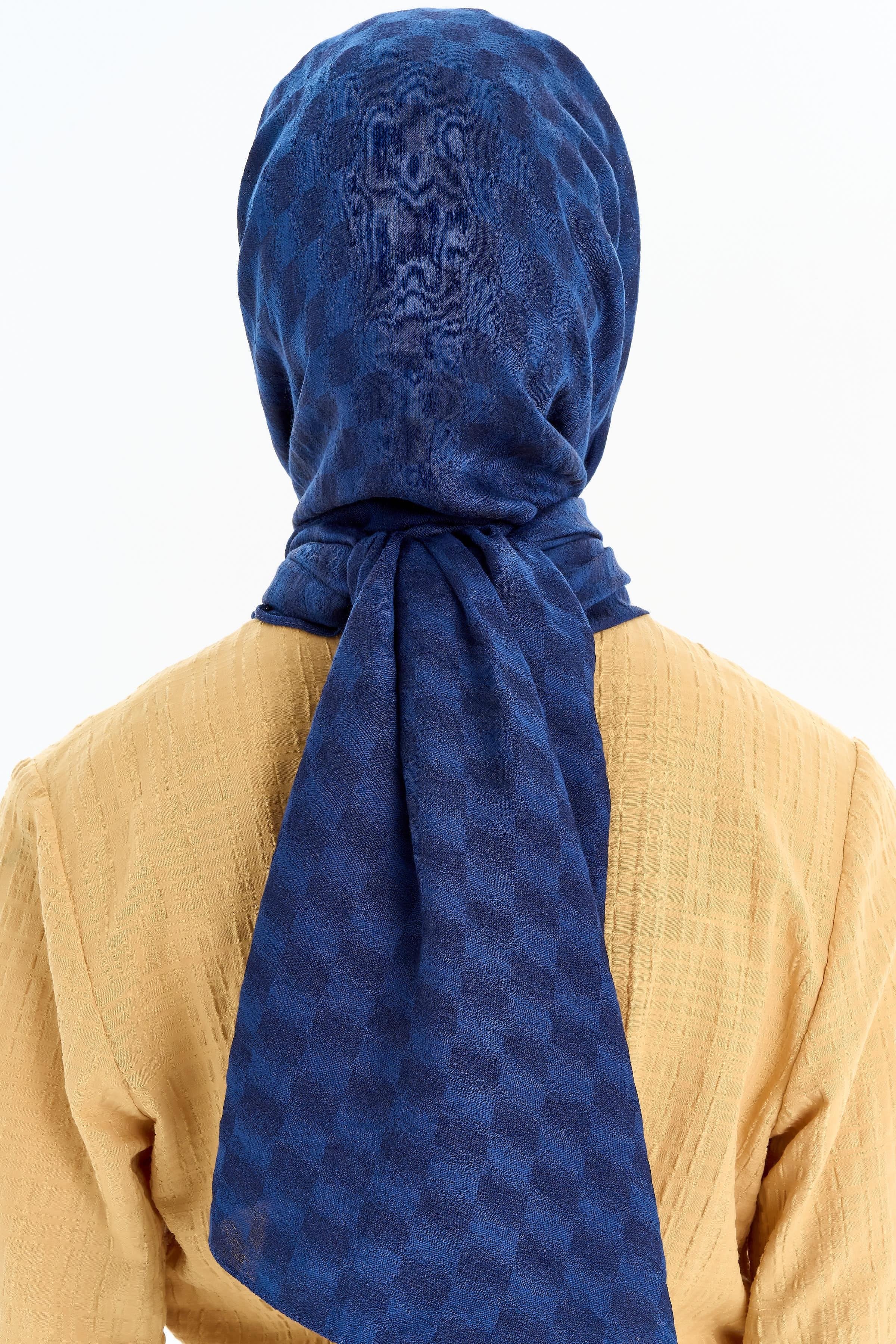 Kare Desen Viskon Şal - İndigo TUGBA