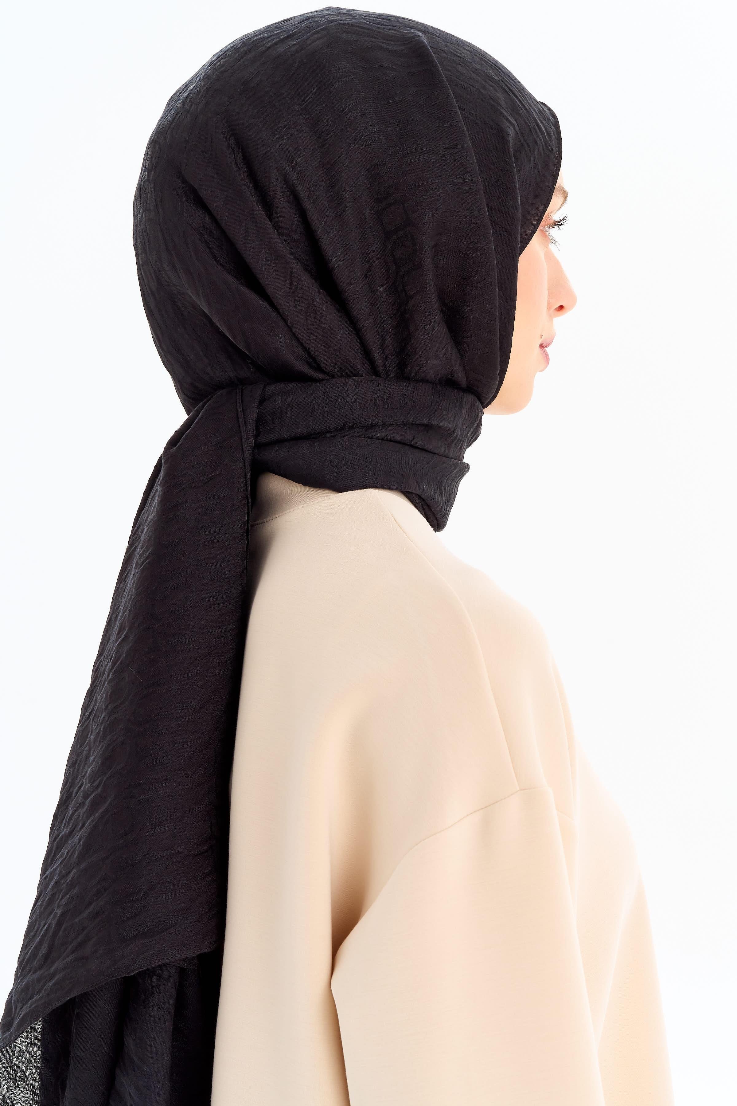 Geometrik Desen Viskon Şal - Siyah TUGBA