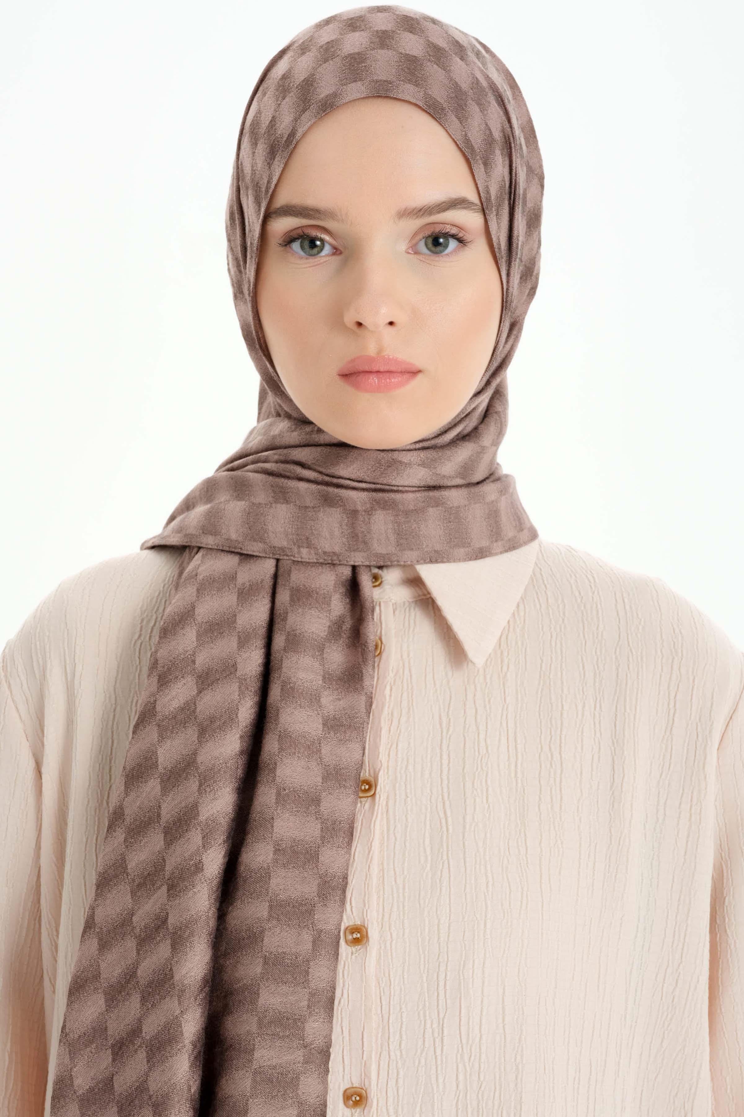 Kare Desen Viskon Şal - Vizon TUGBA