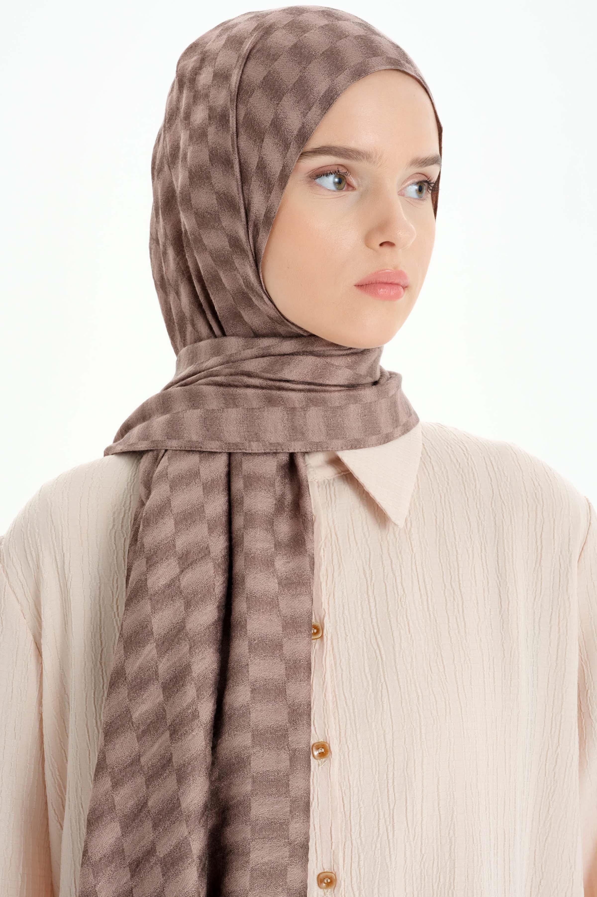 Kare Desen Viskon Şal - Vizon TUGBA