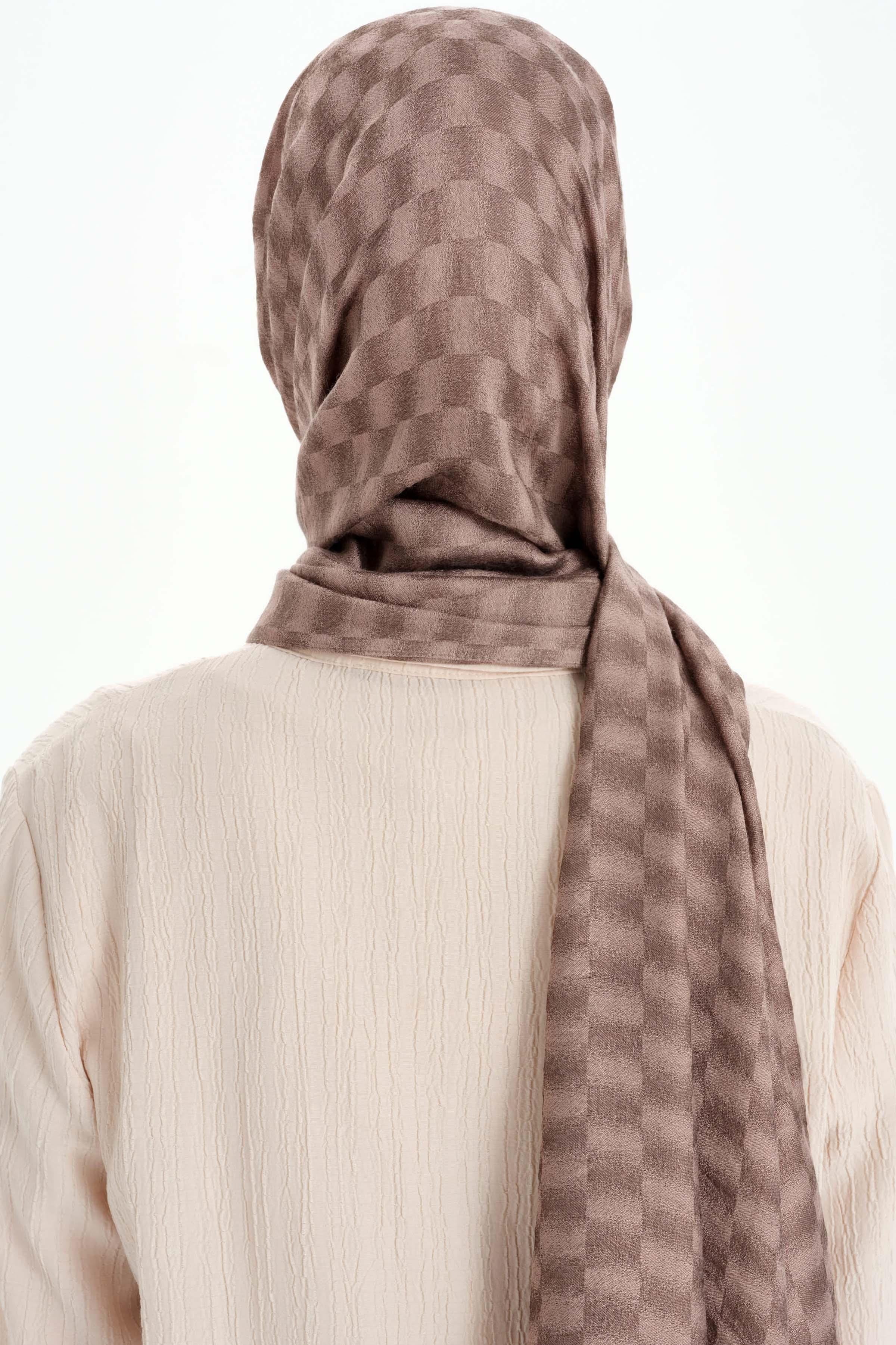 Kare Desen Viskon Şal - Vizon TUGBA