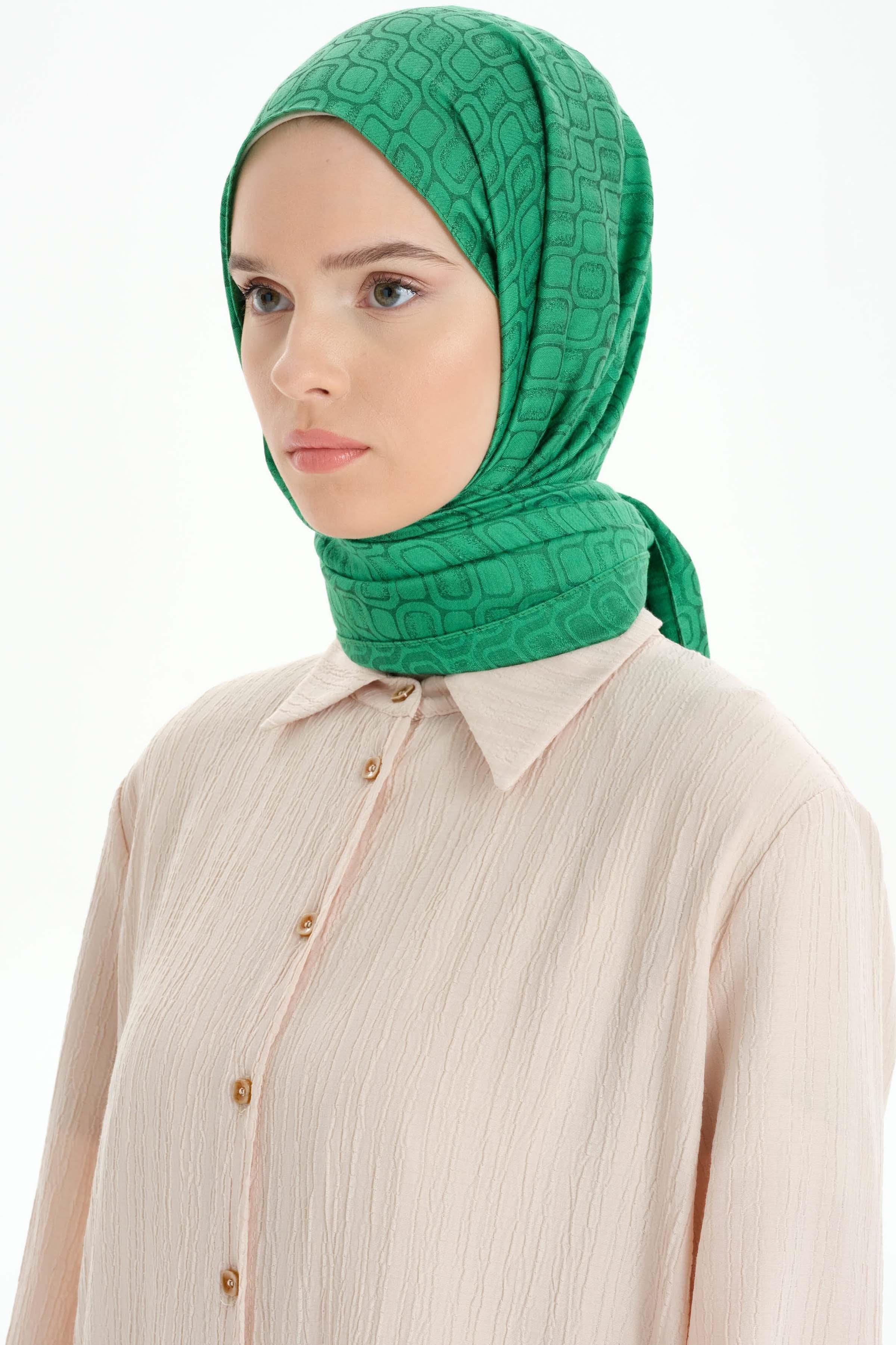 Geometrik Desen Viskon Şal - Yeşil TUGBA