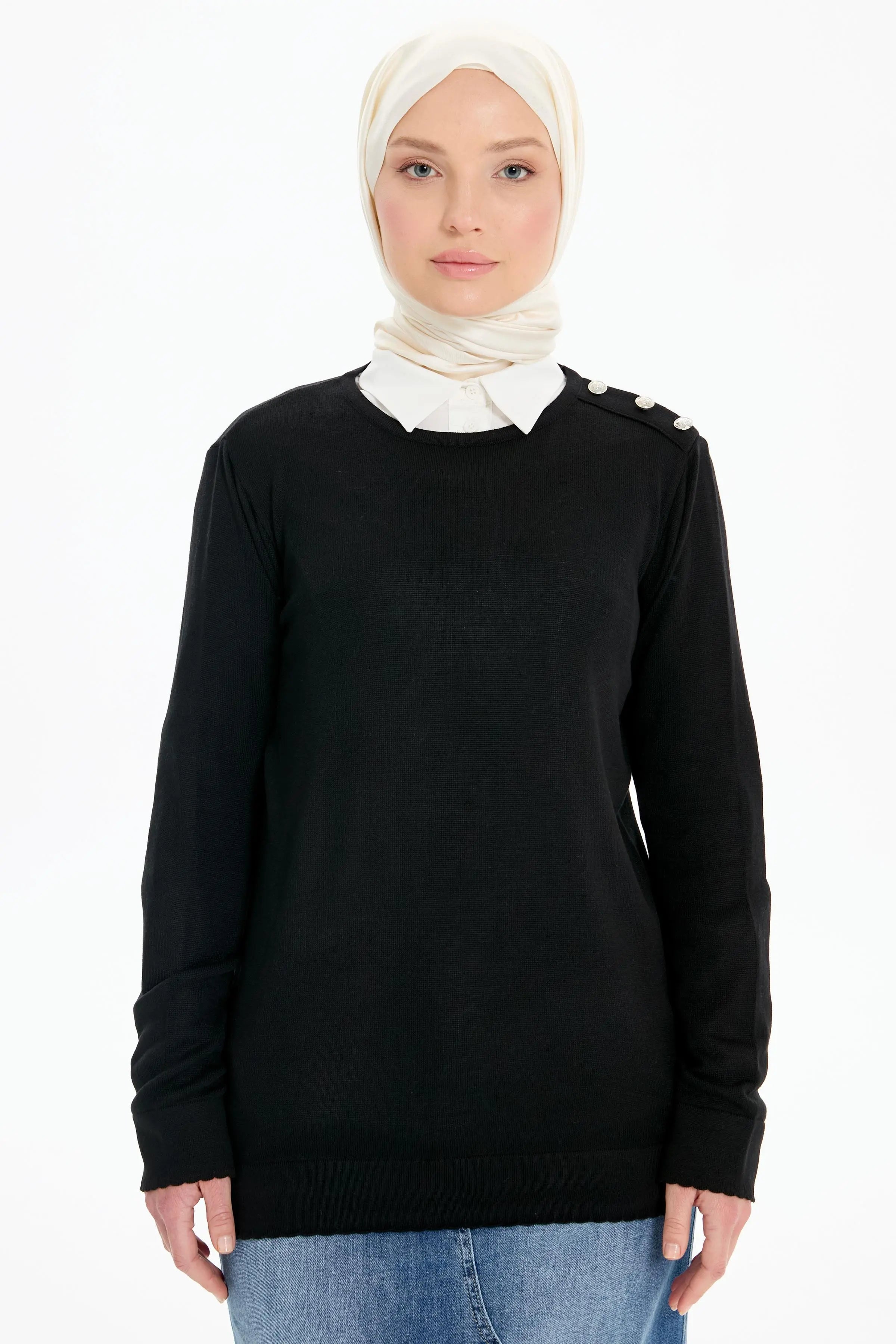 Omuz Düğme Detaylı Rayon Bluz - Siyah TUGBA