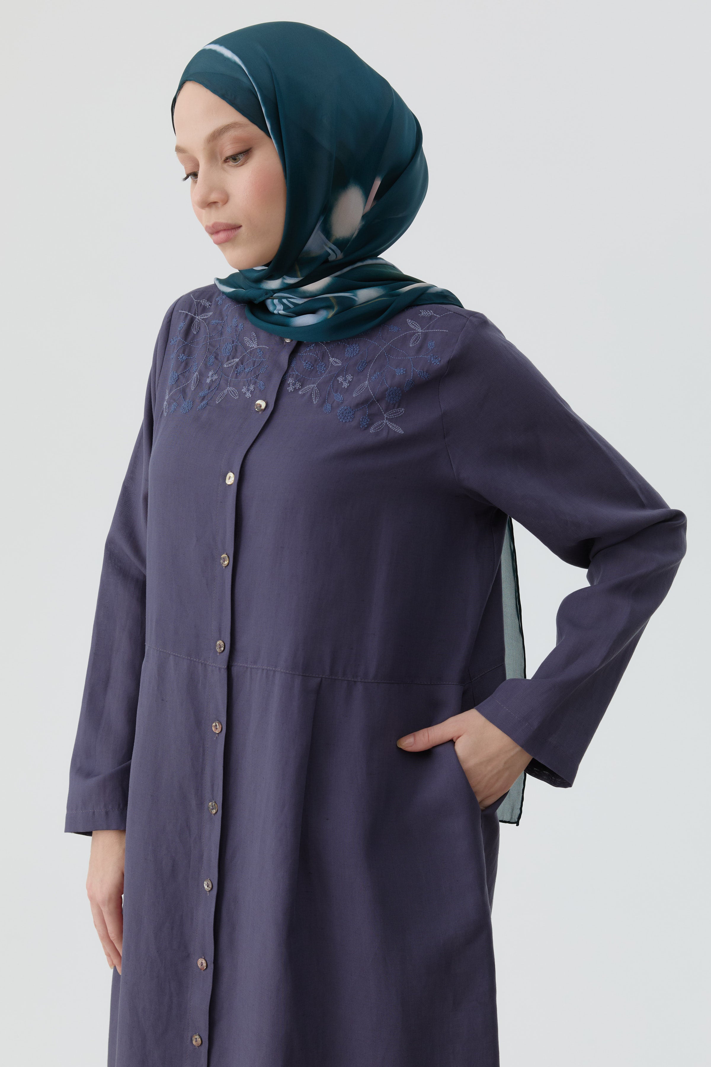 Omuz Nakış Detaylı Uzun Tunik - İndigo TUGBA