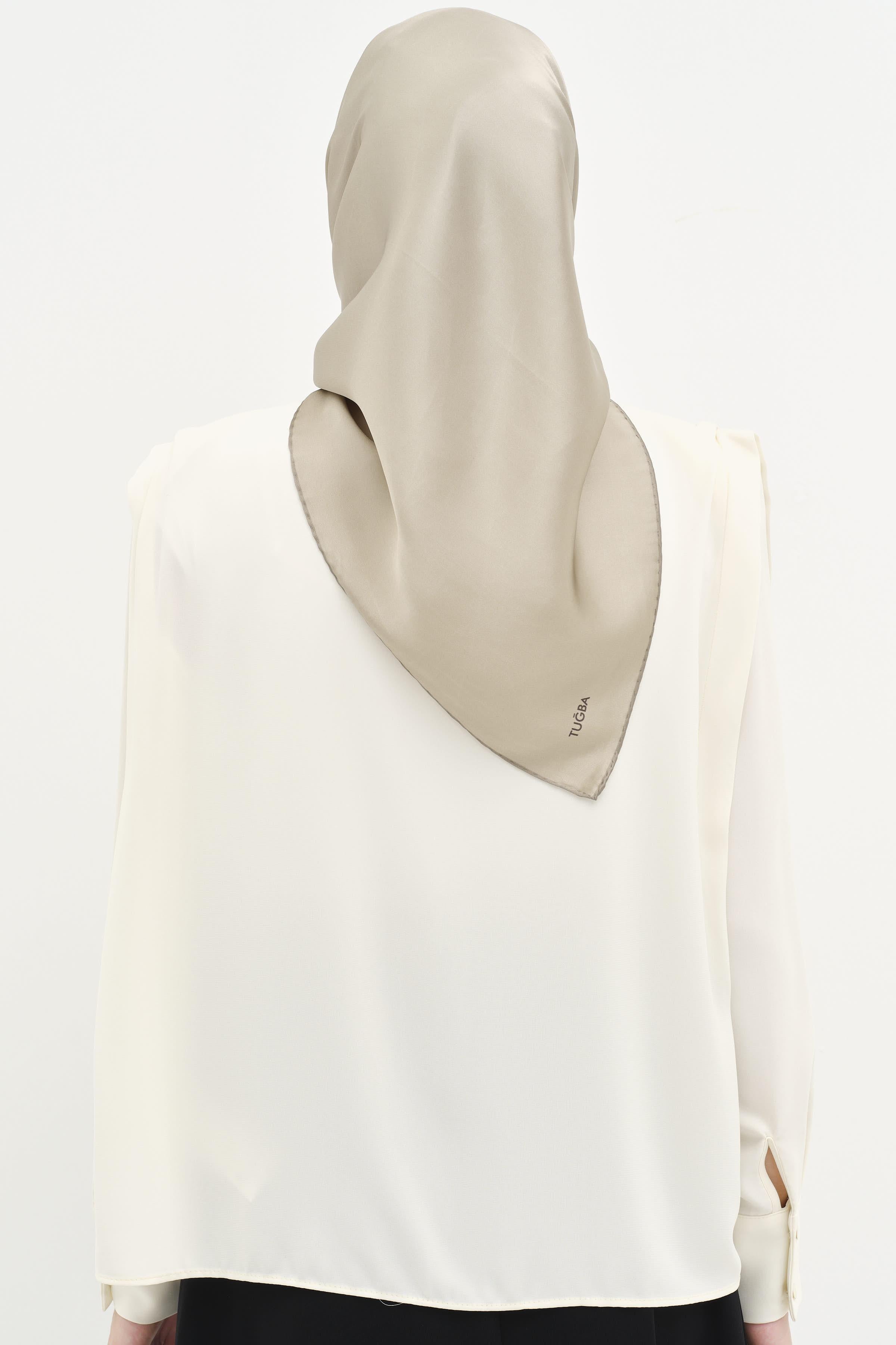 Omuz Pile Detaylı Vatkalı Gömlek - Ekru TUGBA