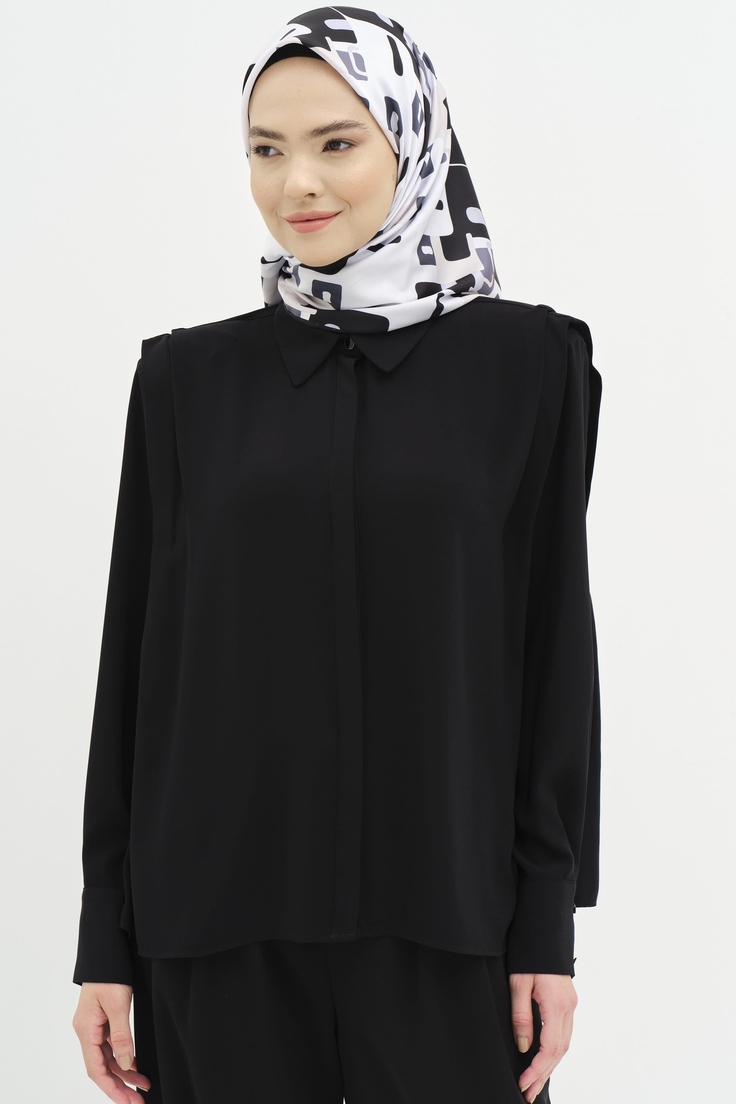 Omuz Pile Detaylı Vatkalı Gömlek - Siyah TUGBA