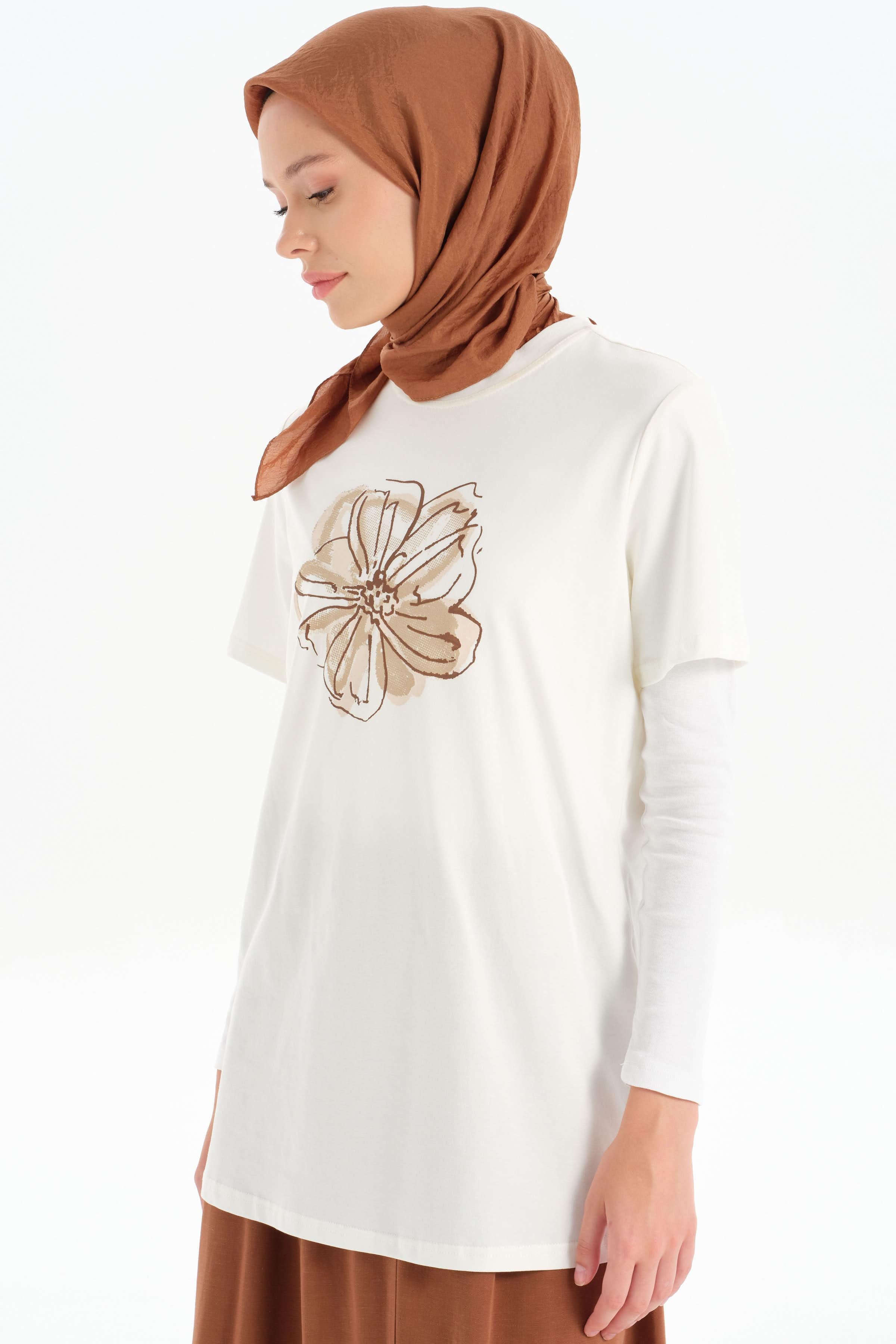 Ön Desen Baskılı Örme Tişört - Beyaz- Kahve TUGBA