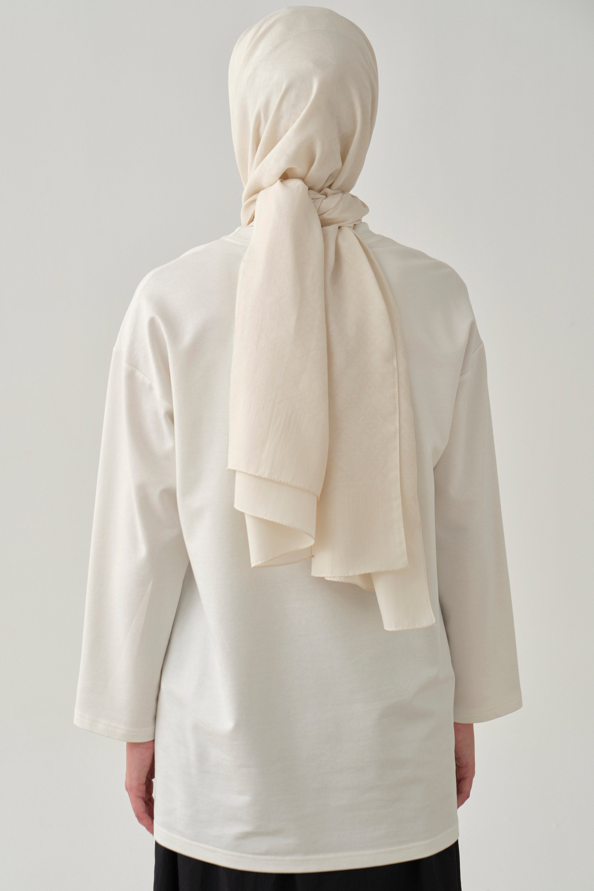 Önü Baskılı Örme Bluz - Ekru TUGBA