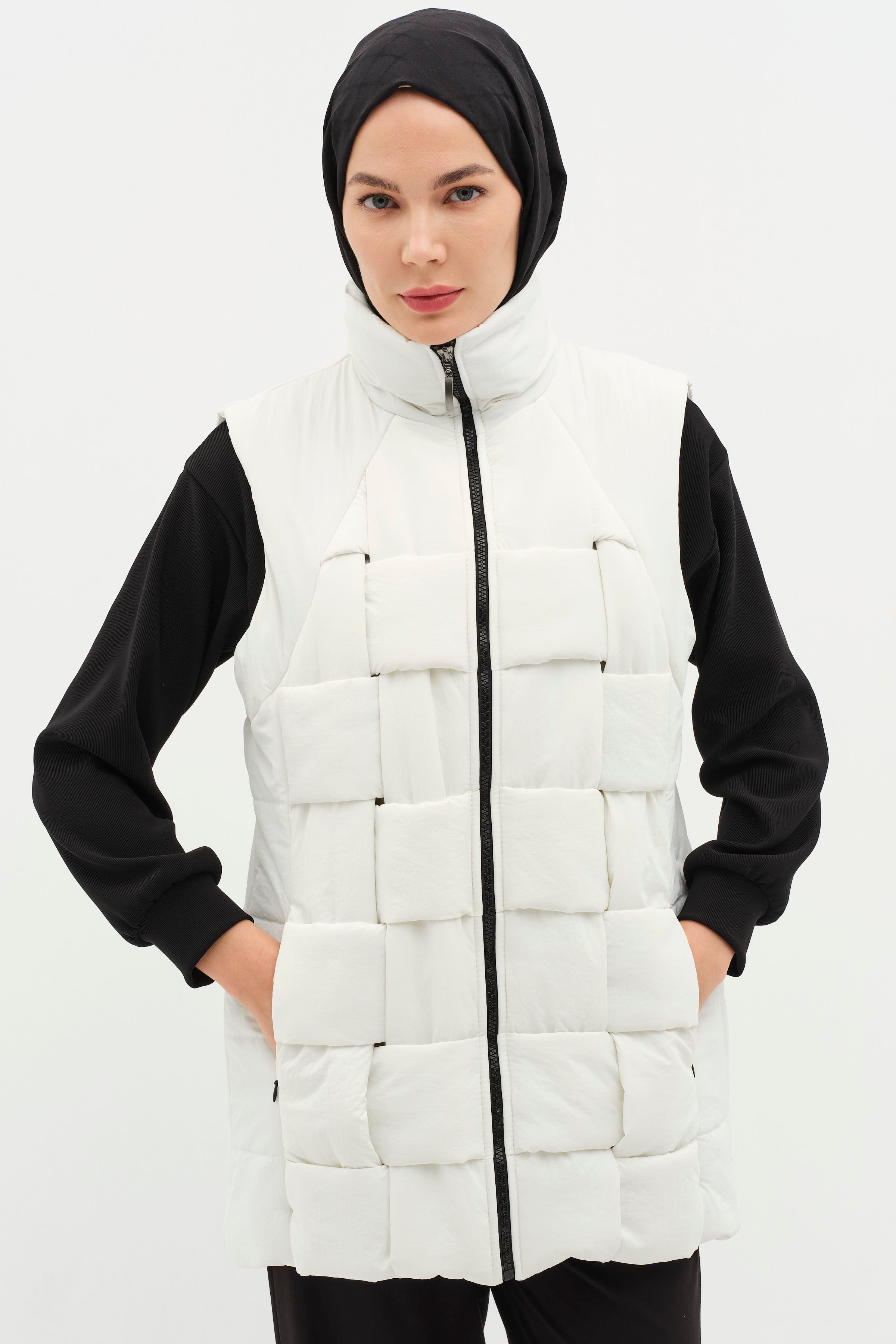 Örgü Model Kapitone Yelek - Ekru TUĞBA