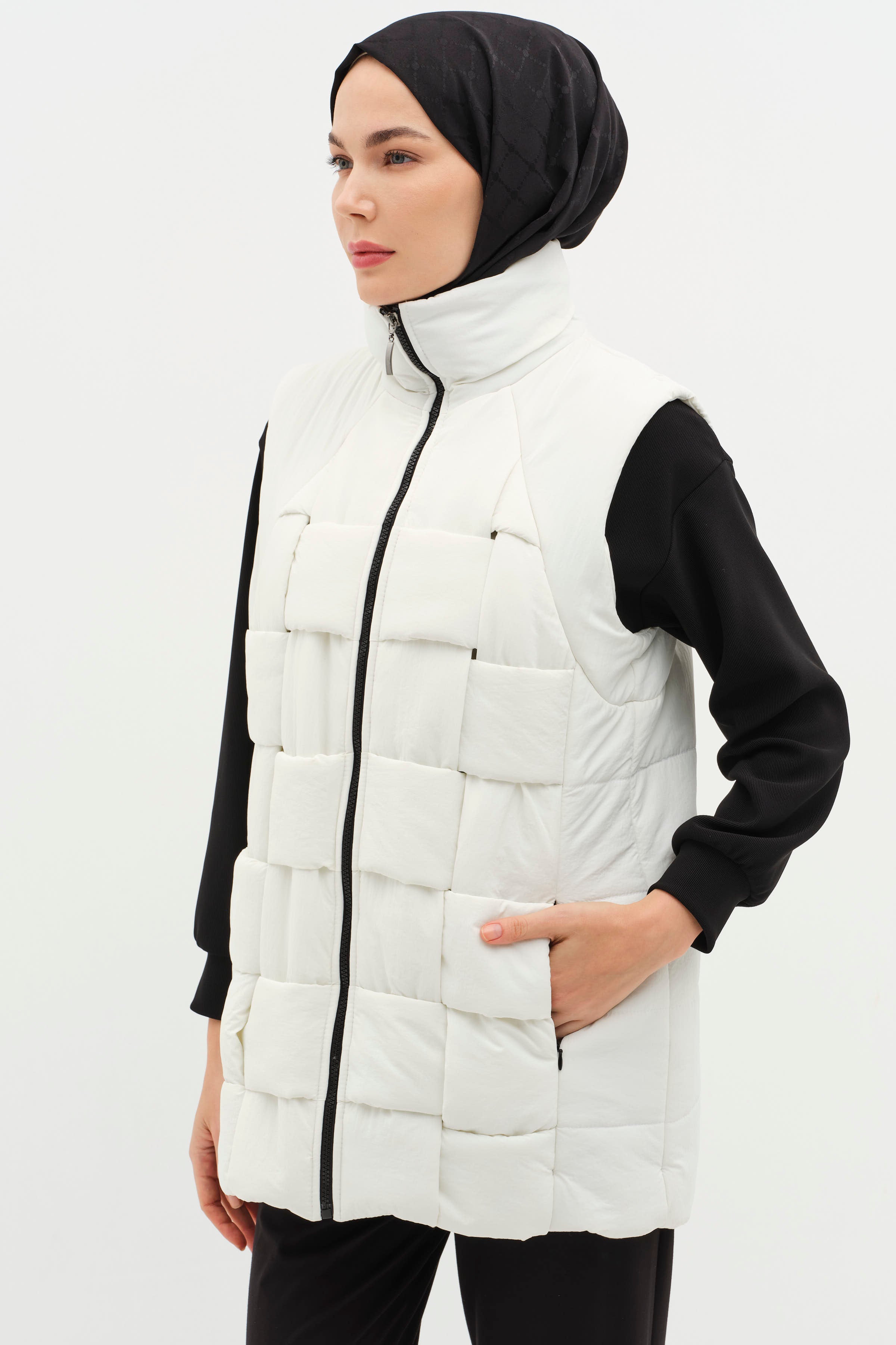 Örgü Model Kapitone Yelek - Ekru TUĞBA