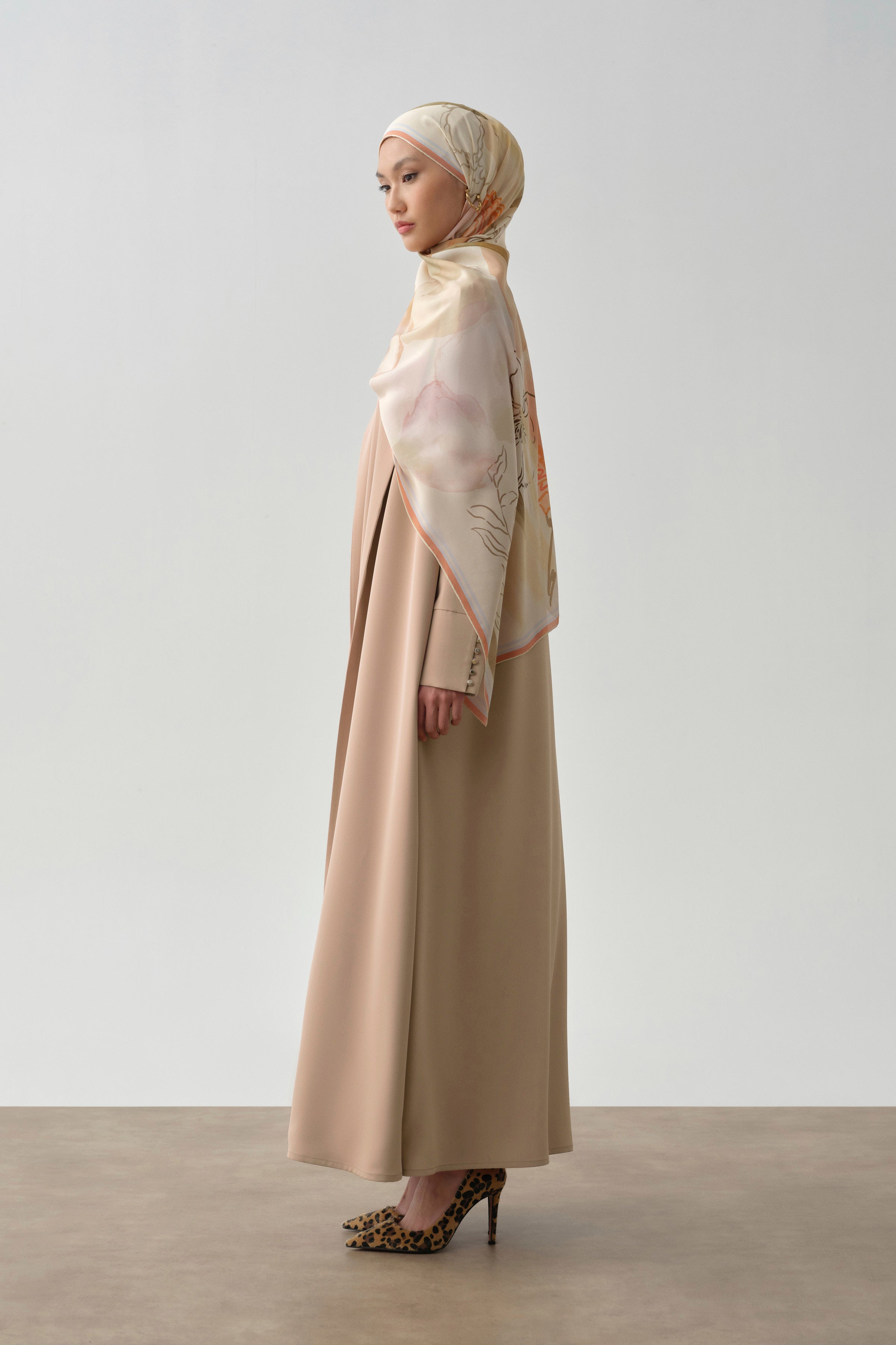 Pantolonlu Giy-Çık Takım - Ten TUGBA