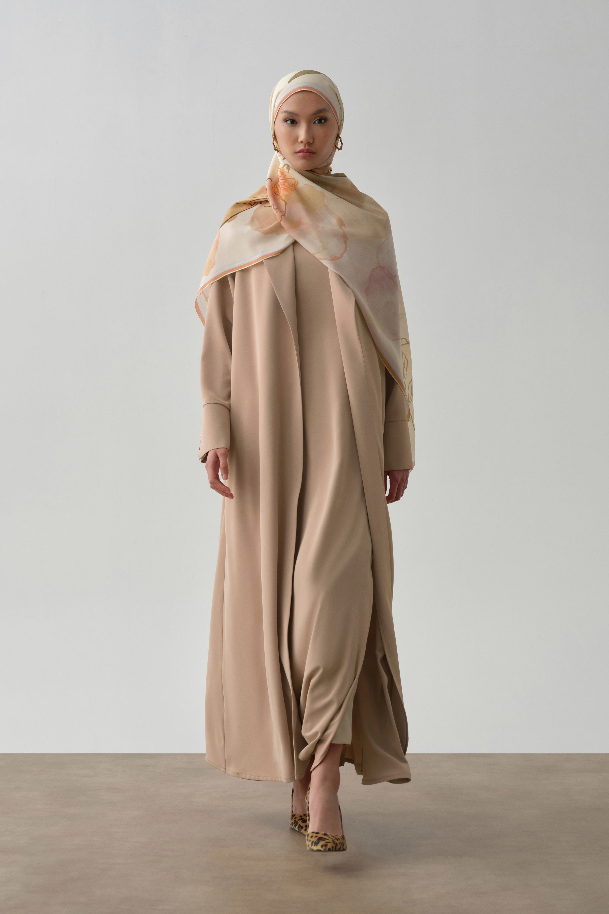 Pantolonlu Giy-Çık Takım - Ten TUGBA