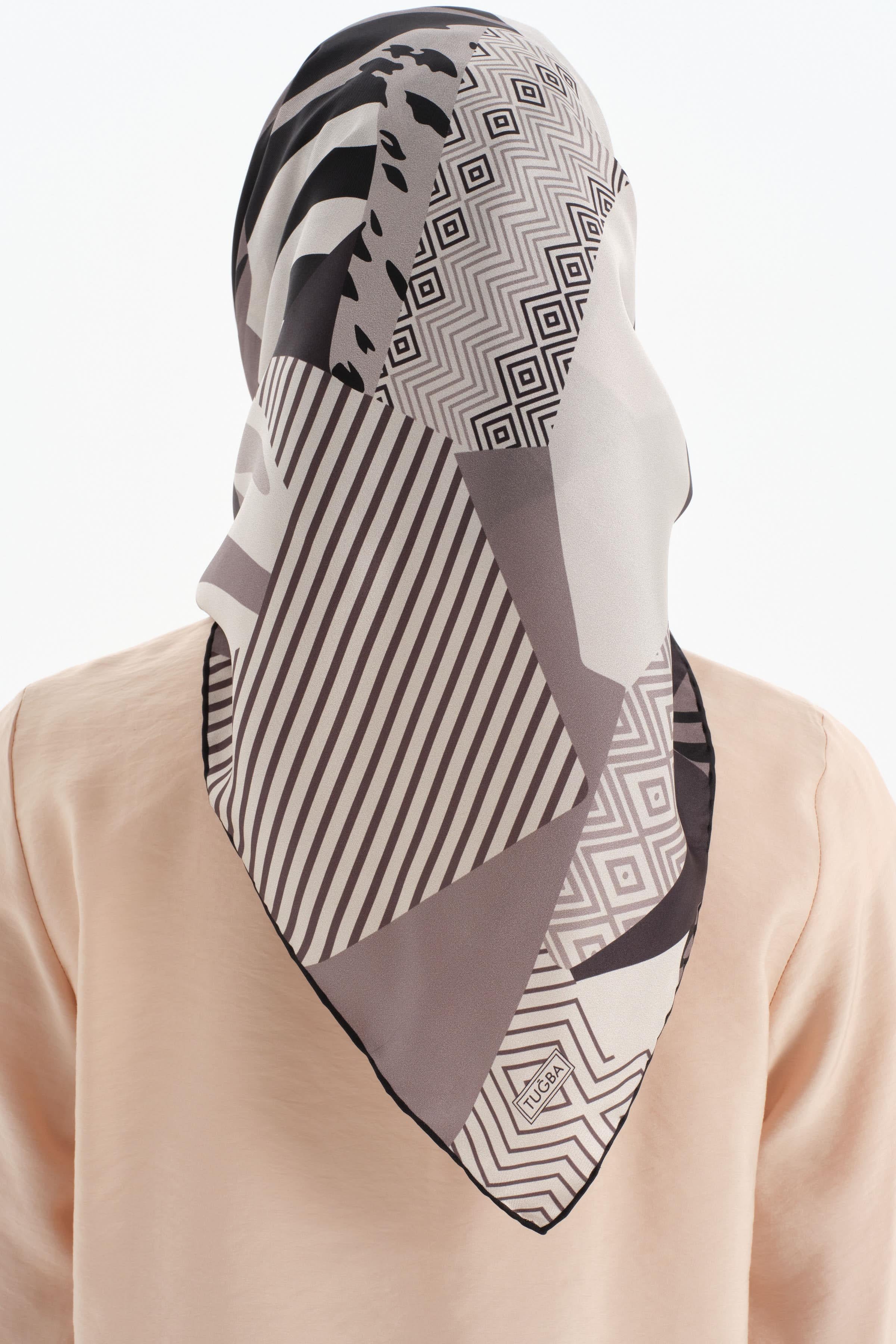 Patchwork Desen Twill İpek Eşarp - Antrasit TUGBA