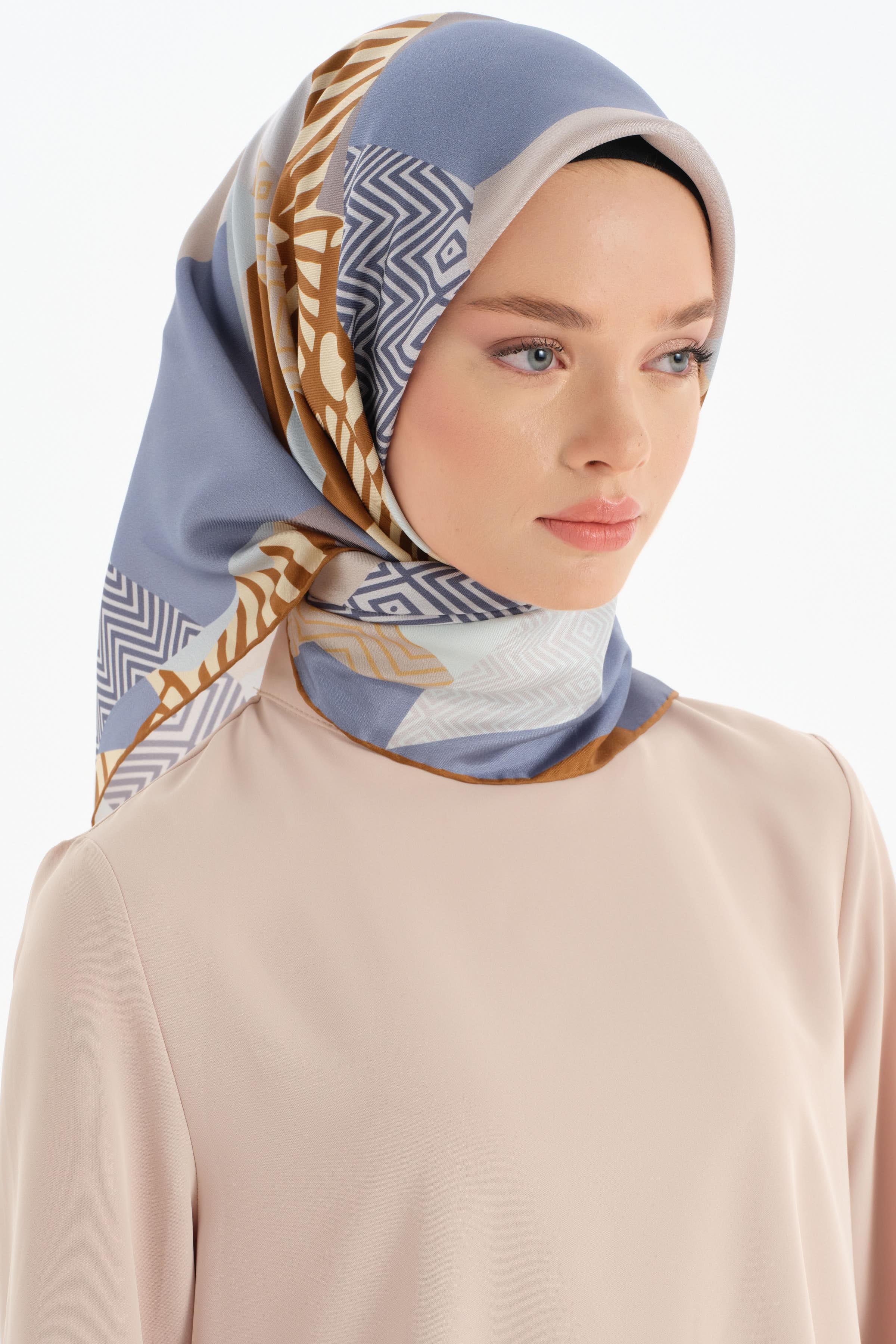 Patchwork Desen Twill İpek Eşarp - Havacı TUGBA