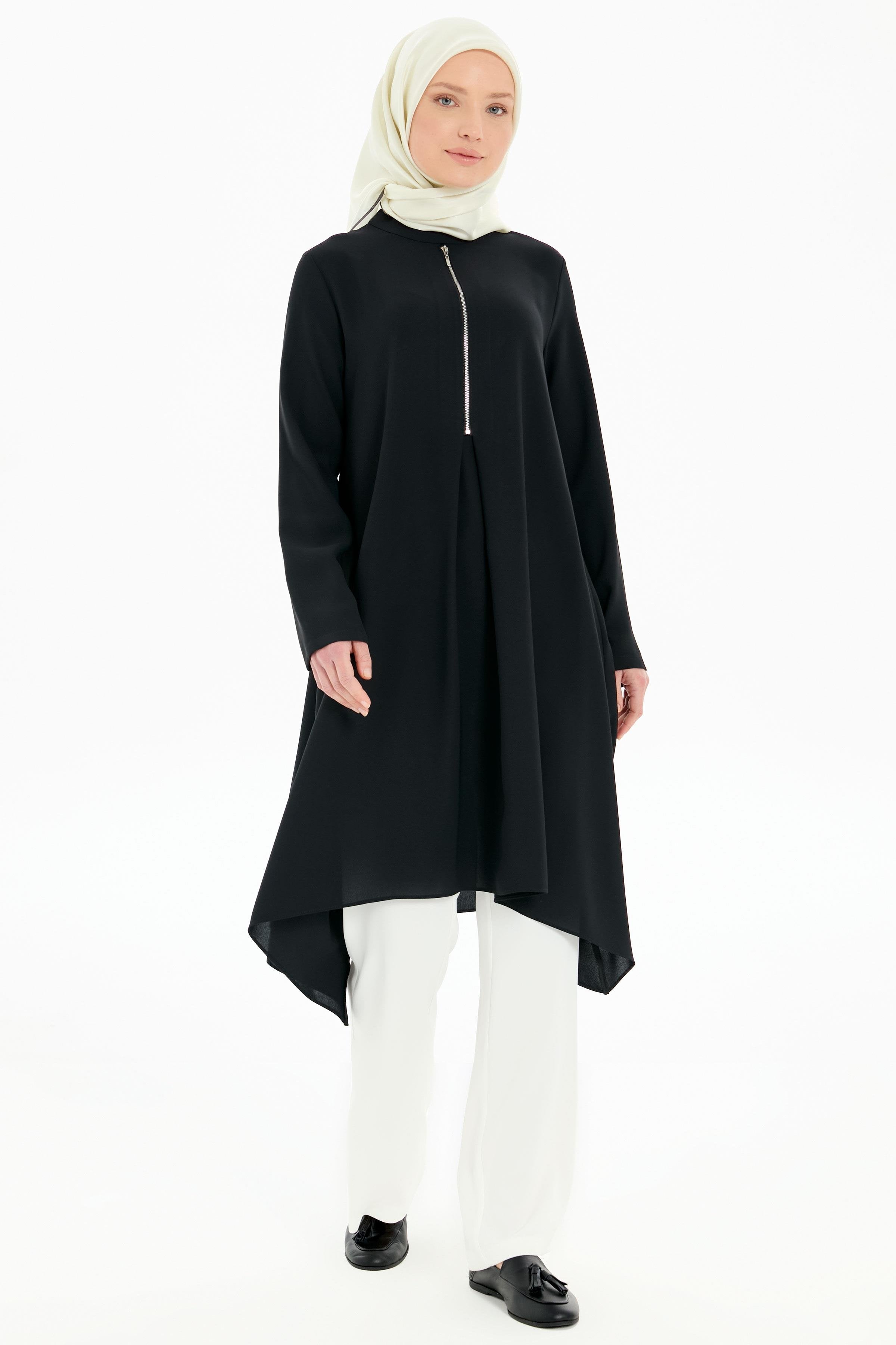 Pile Detaylı Asimetrik Kesim Tunik - Siyah TUGBA