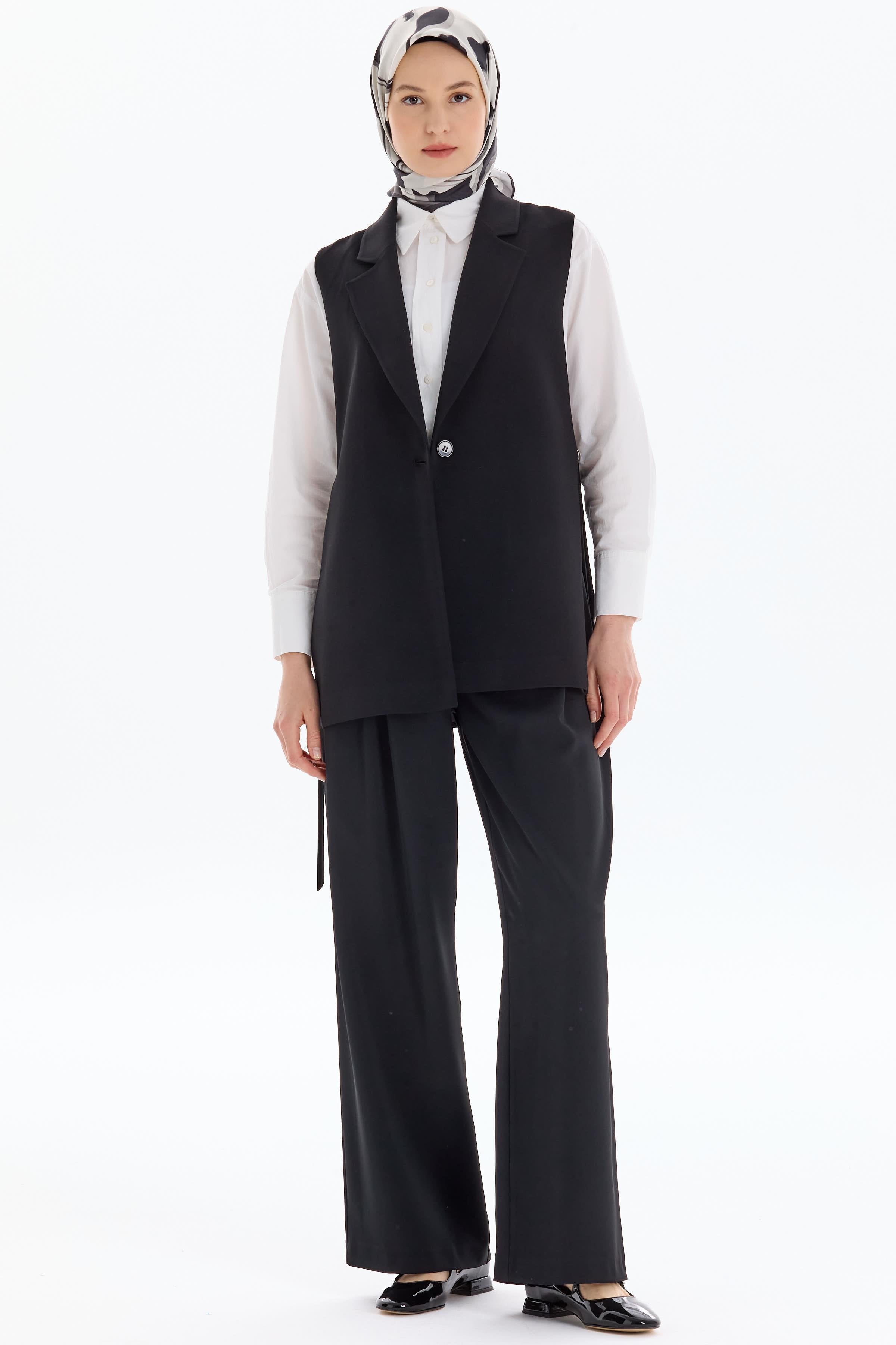 Pile Detaylı Bol Paça Pantolon - Siyah TUGBA