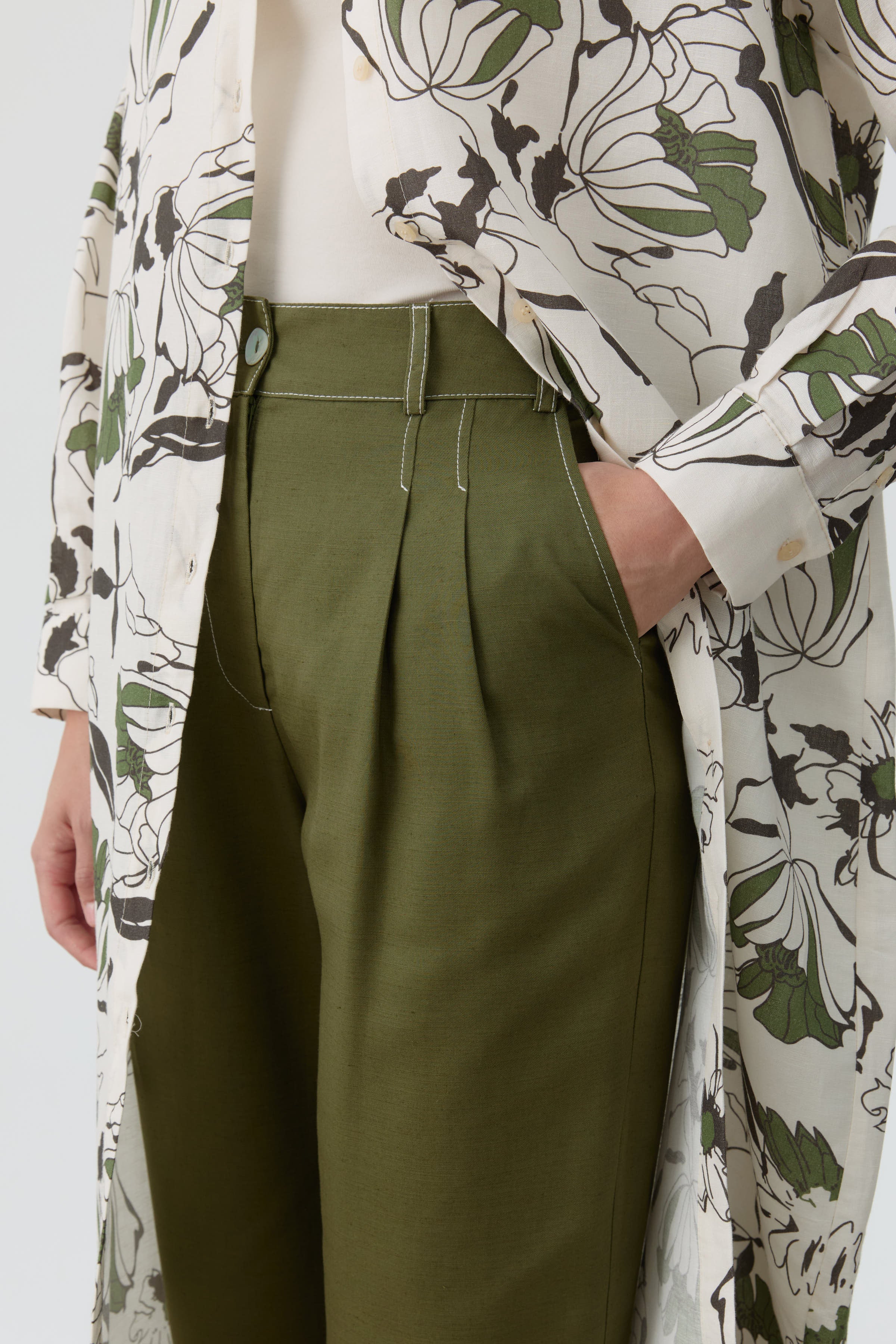 Pile Detaylı Havuç Pantolon - Haki TUGBA