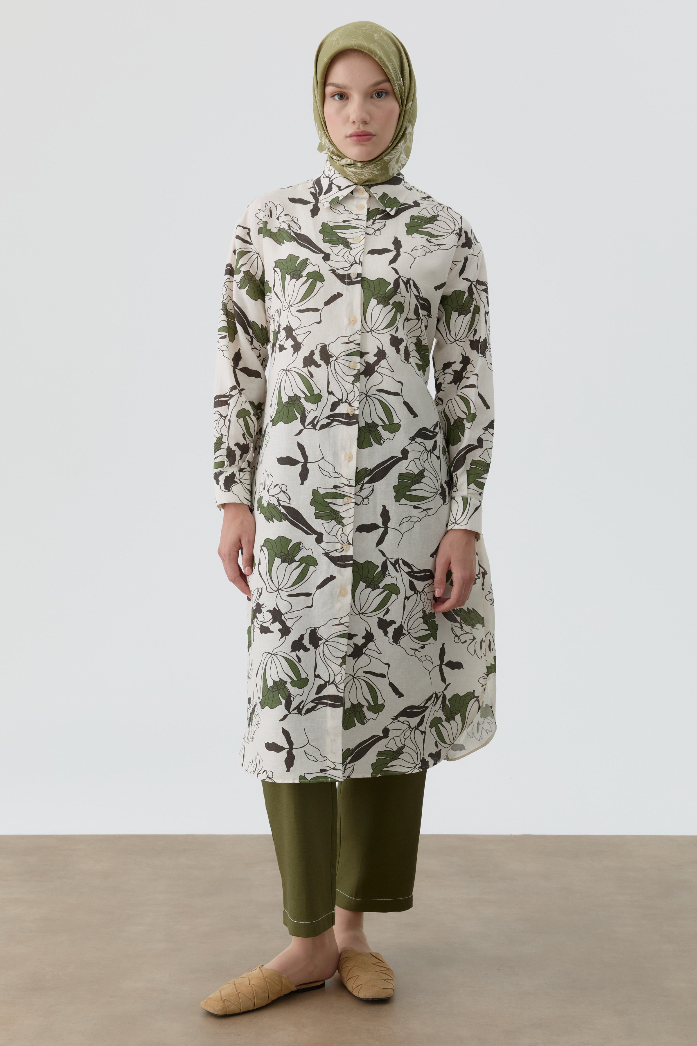 Pile Detaylı Havuç Pantolon - Haki TUGBA