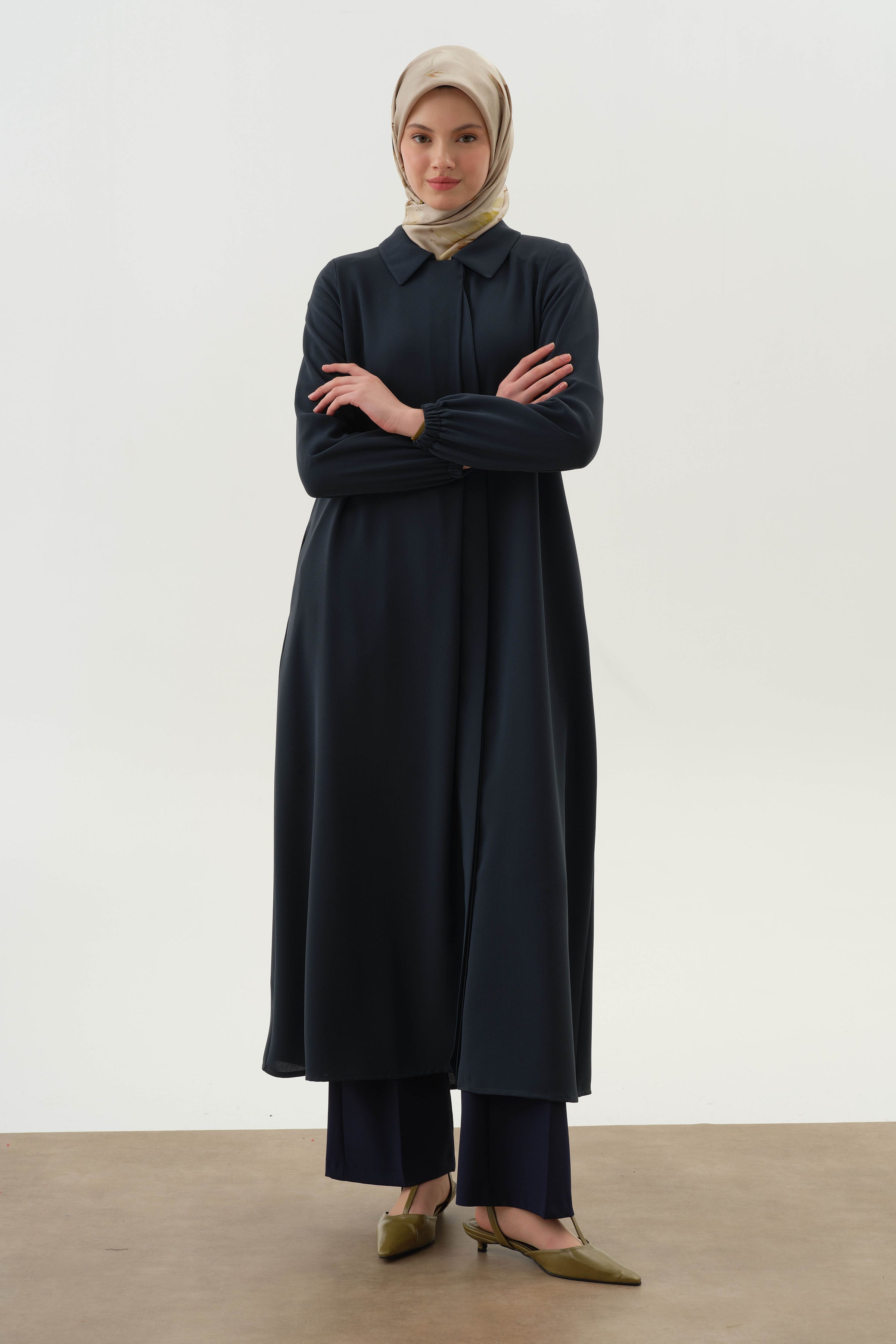 Pile Detaylı Kol Lastikli Ferace - Yeşil TUGBA