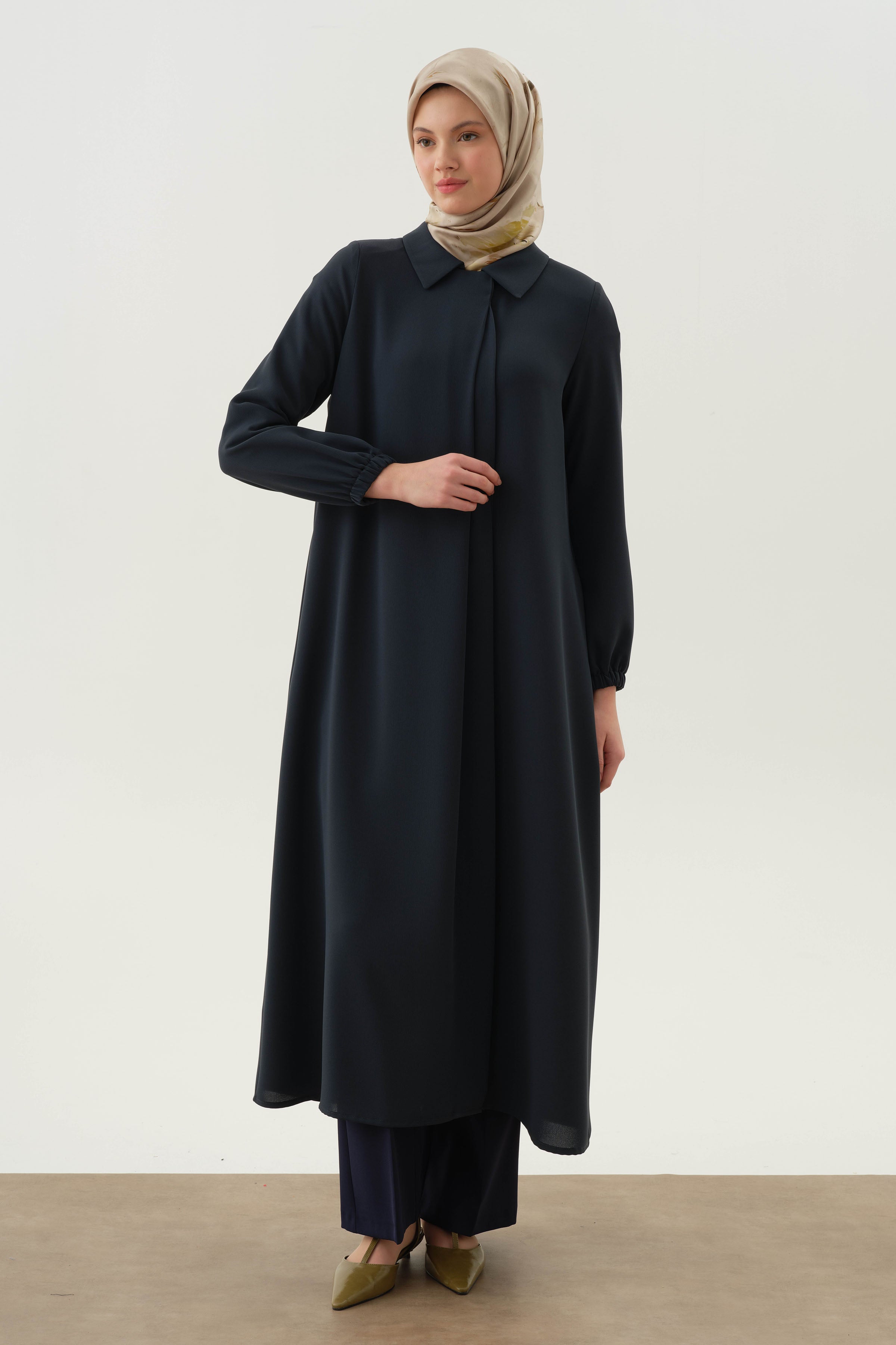 Pile Detaylı Kol Lastikli Ferace - Yeşil TUGBA