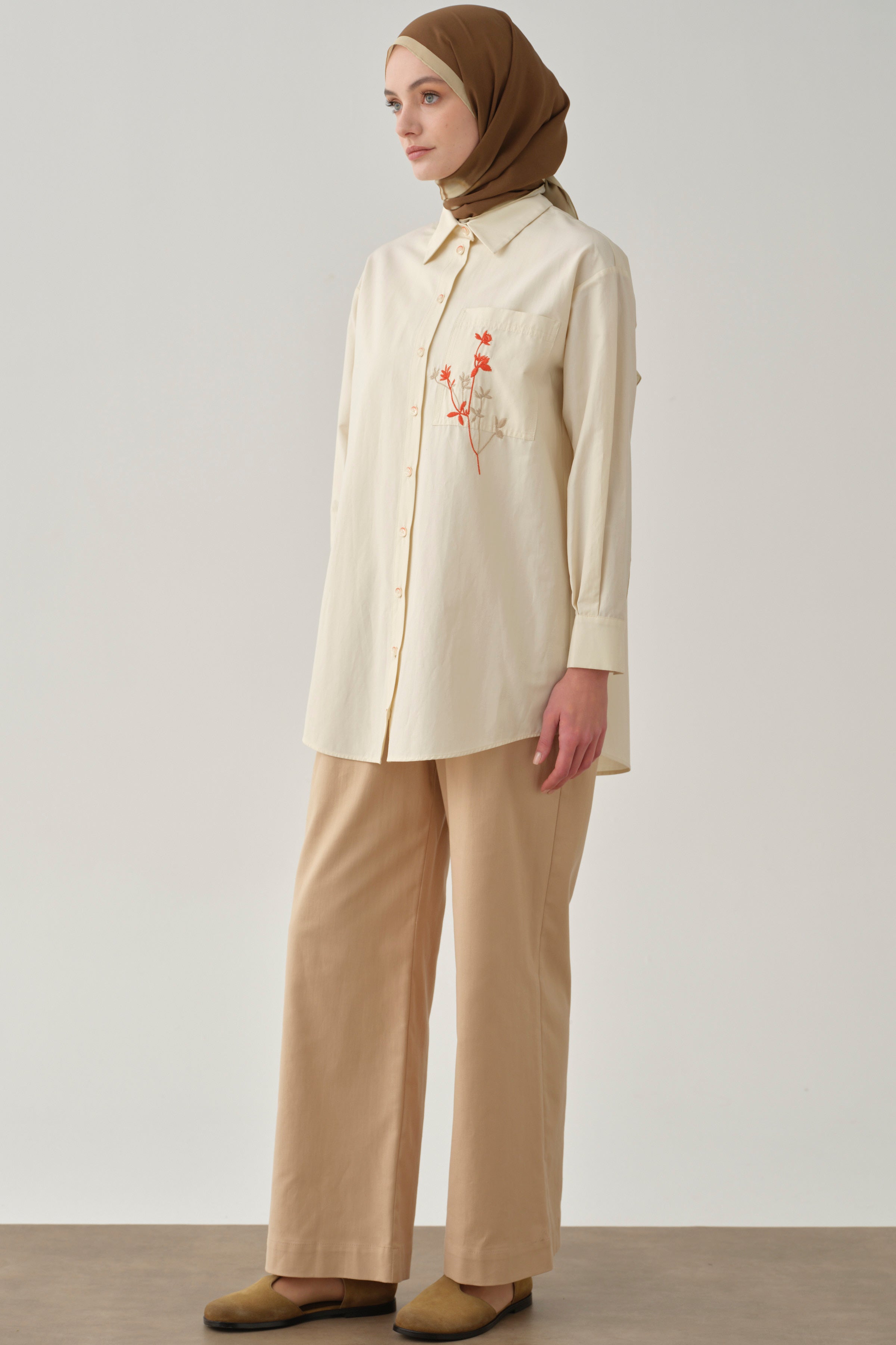 Pile Detaylı Pantolon - Bej TUGBA