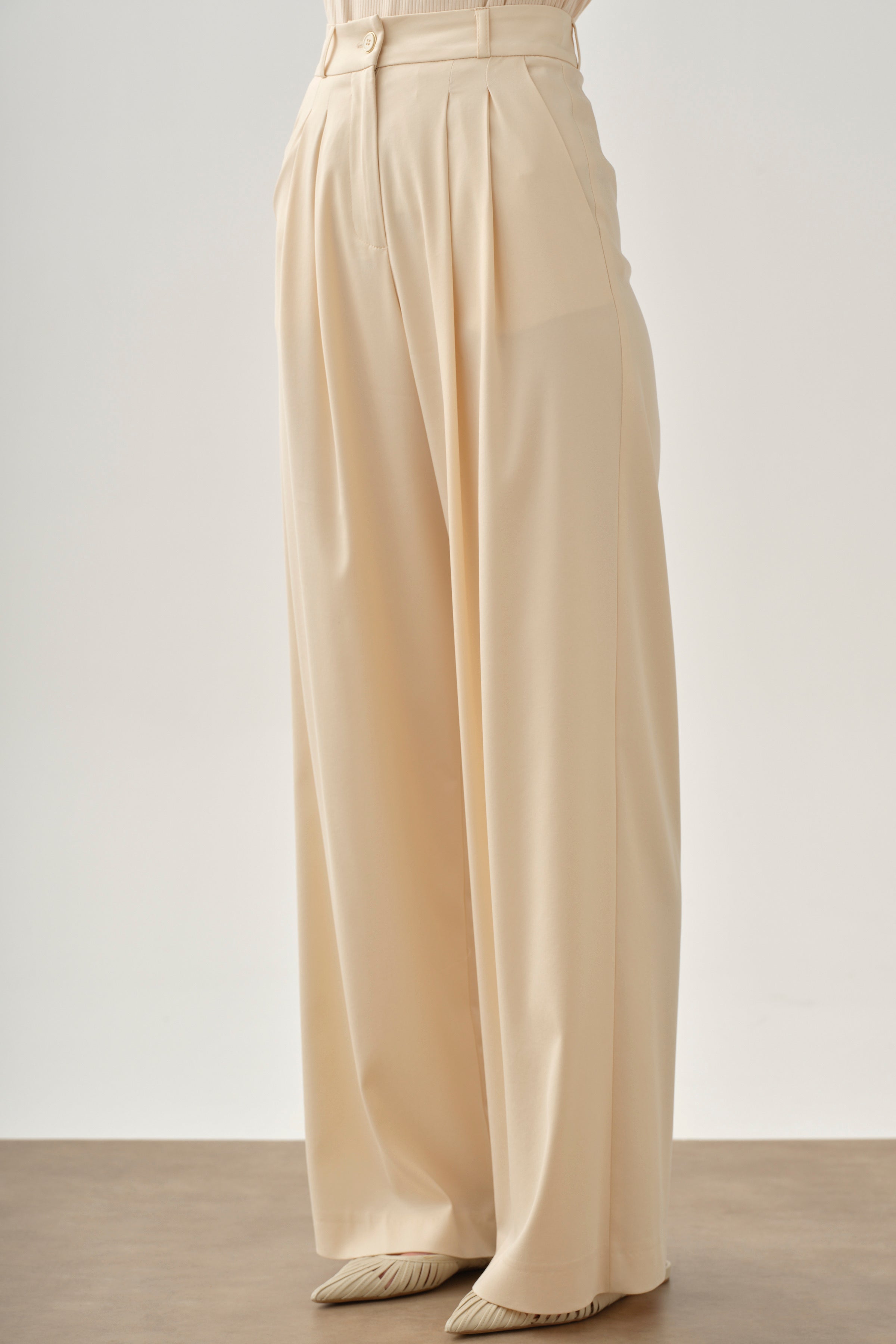 Pileli Bol Paça Pantolon - Ekru TUGBA