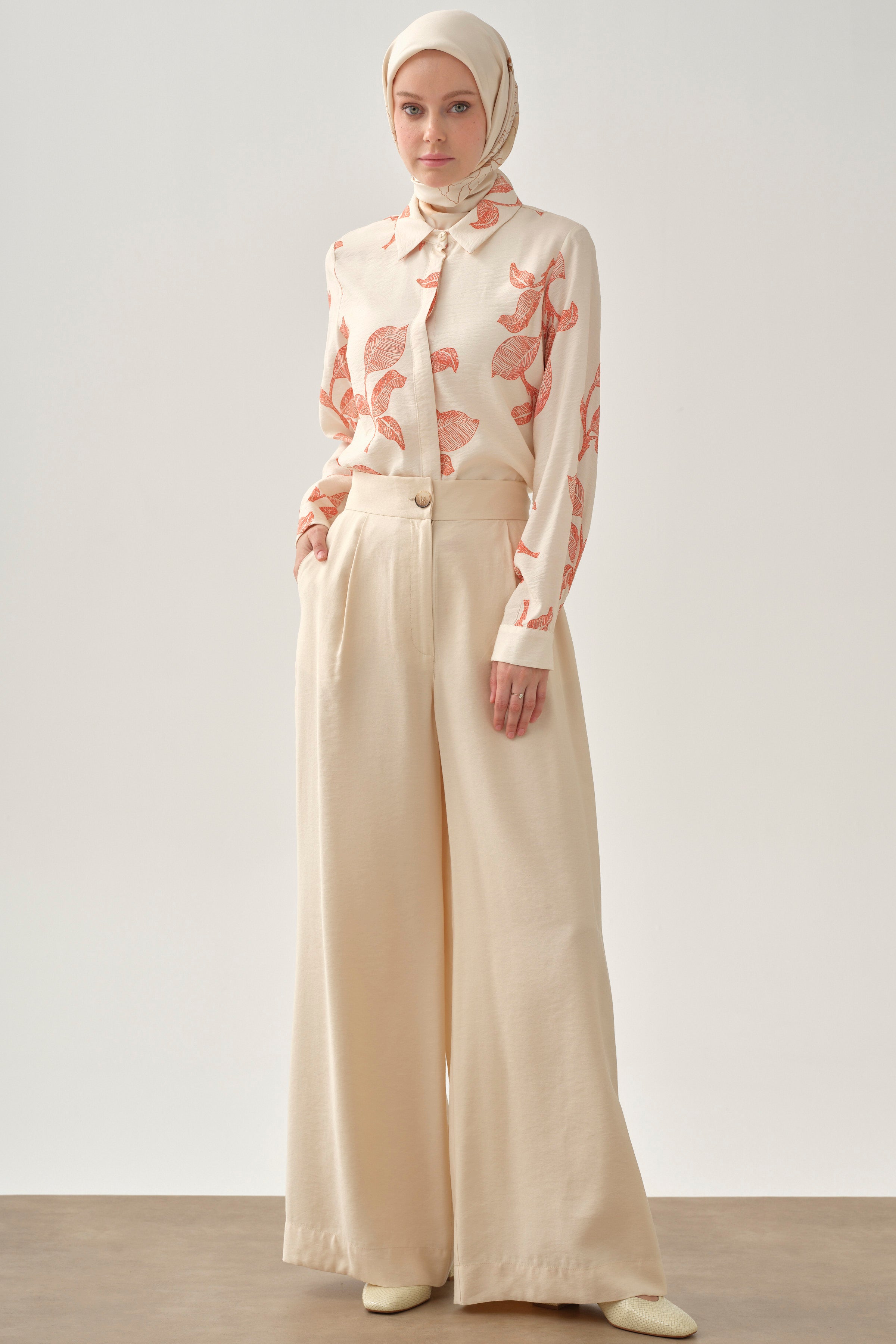 Pileli Pantolon - Ekru TUGBA