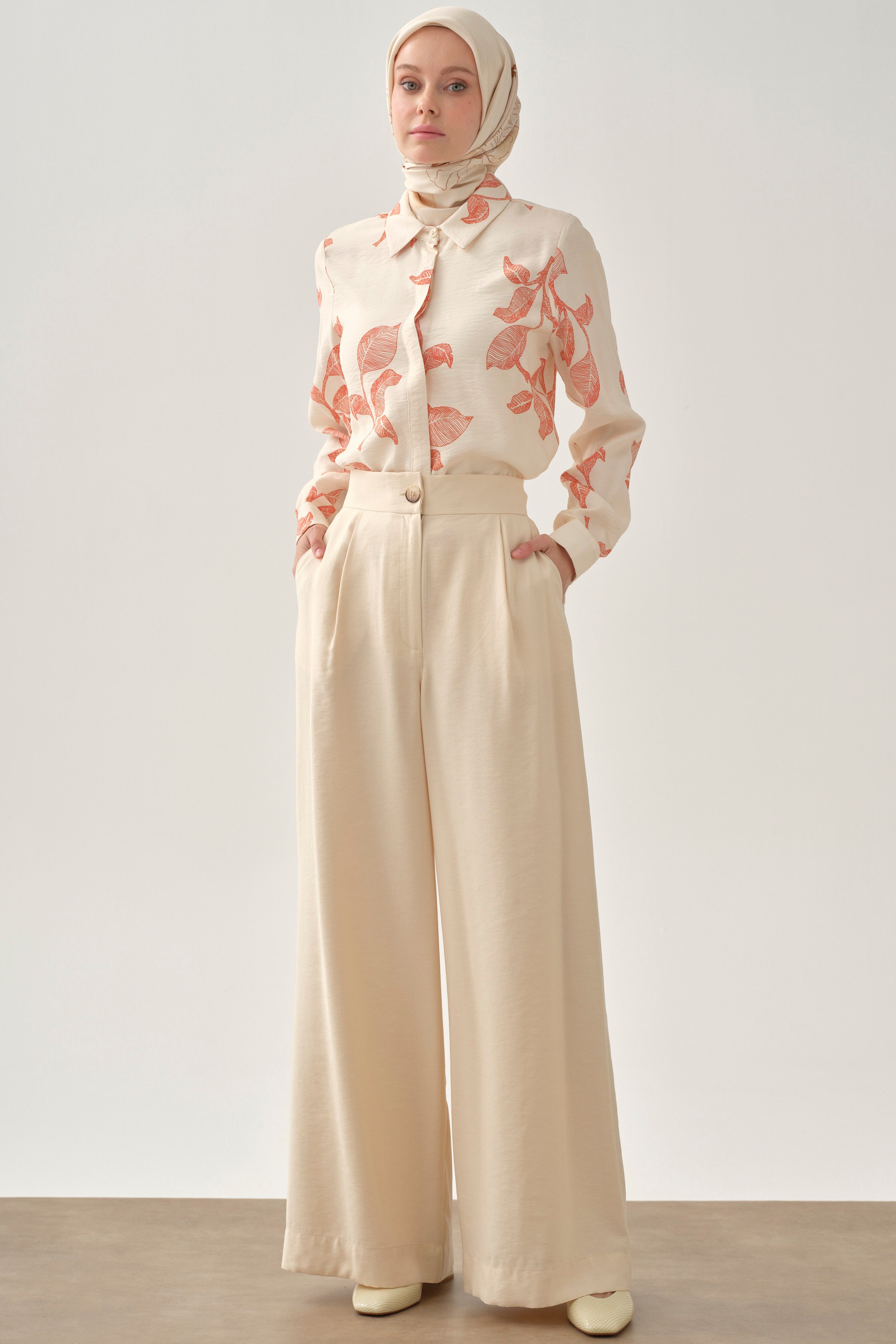 Pileli Pantolon - Ekru TUGBA